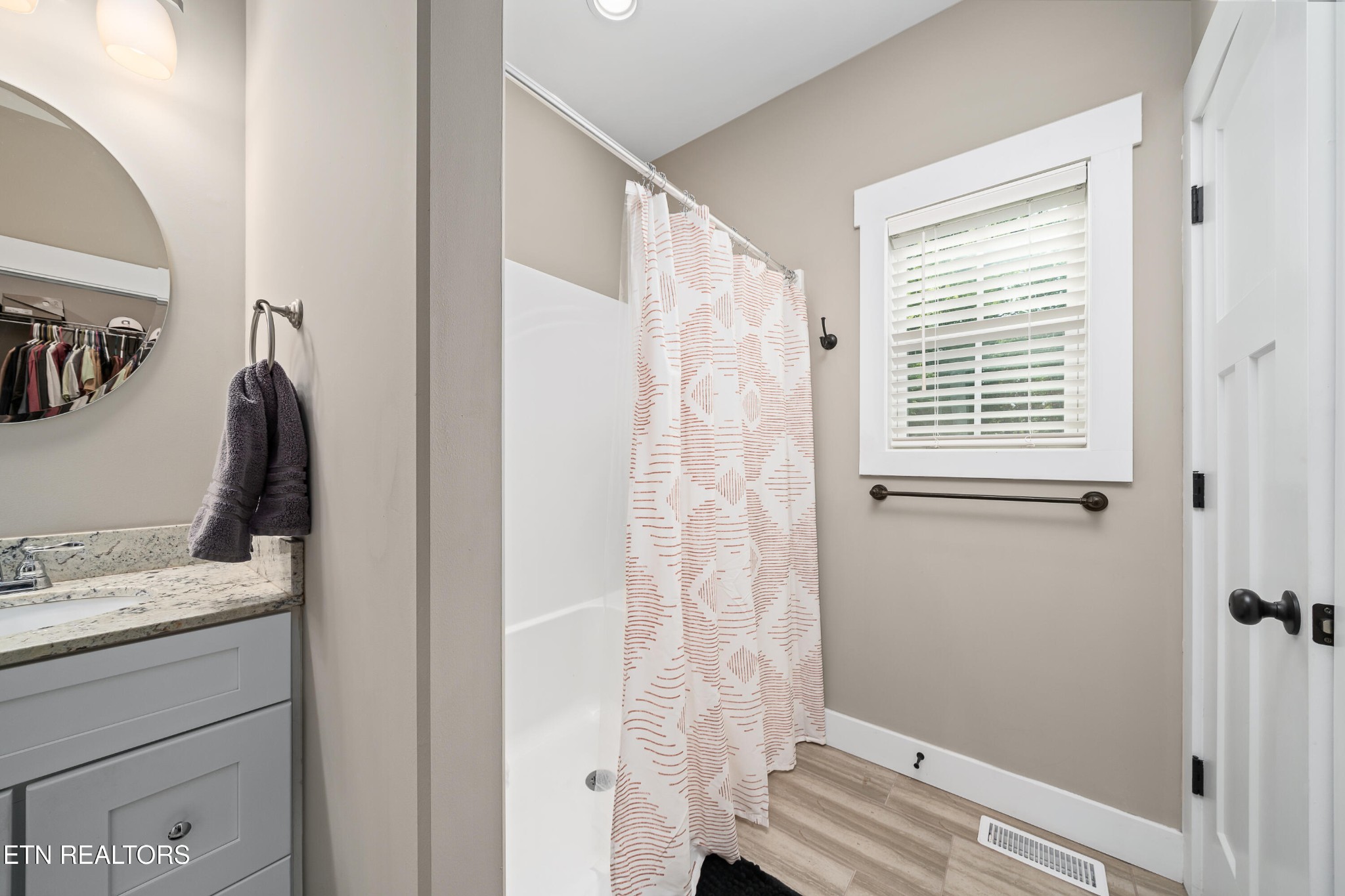 1124 Cross Pointe Drive Drive Property Photo 16