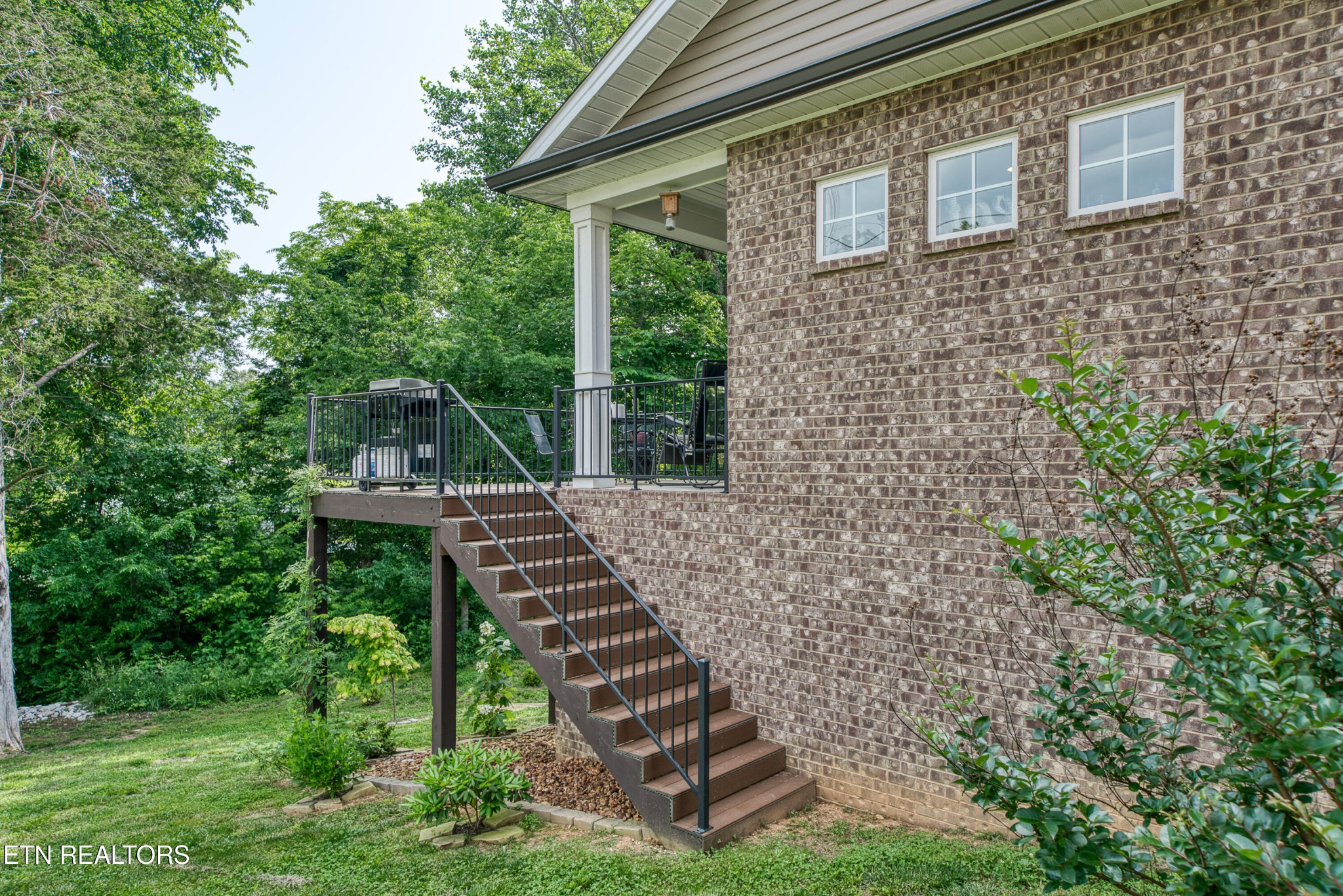1124 Cross Pointe Drive Drive Property Photo 28