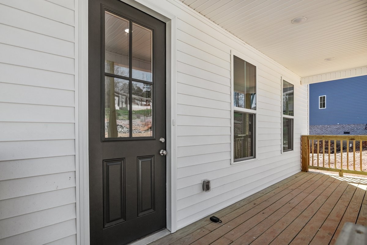 520 Lewis Ln Property Photo 1