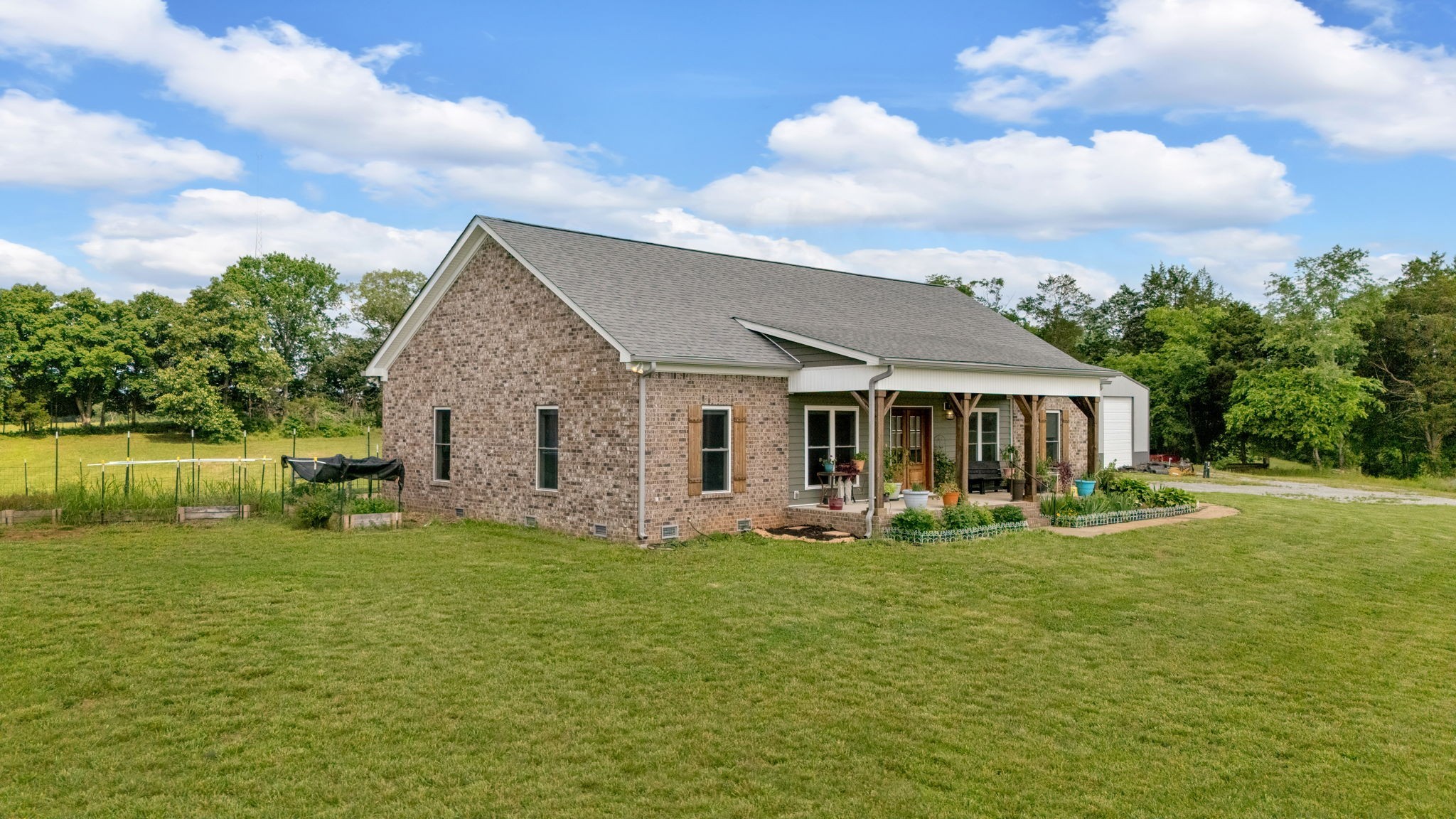 1802 Old Nashville Dirt Rd Property Photo 3