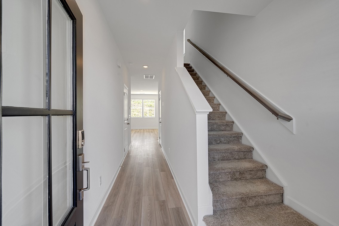 1373 Georgetown Dr Property Photo 4