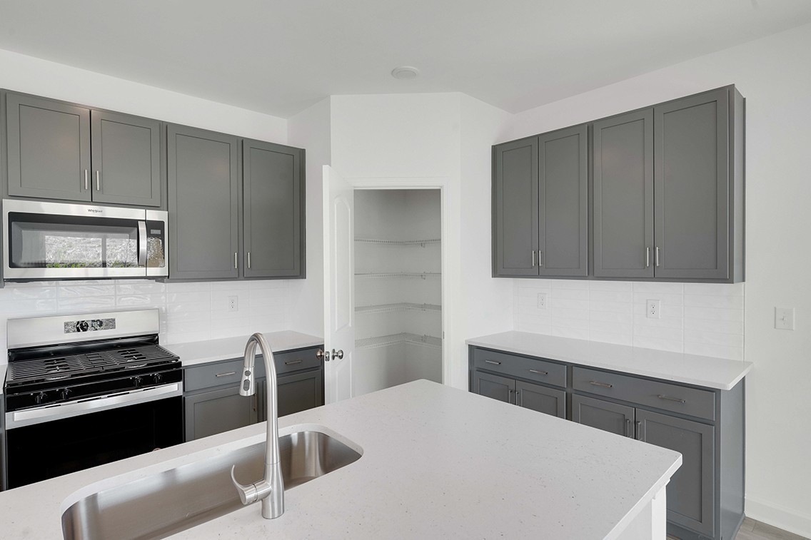 1373 Georgetown Dr Property Photo 11