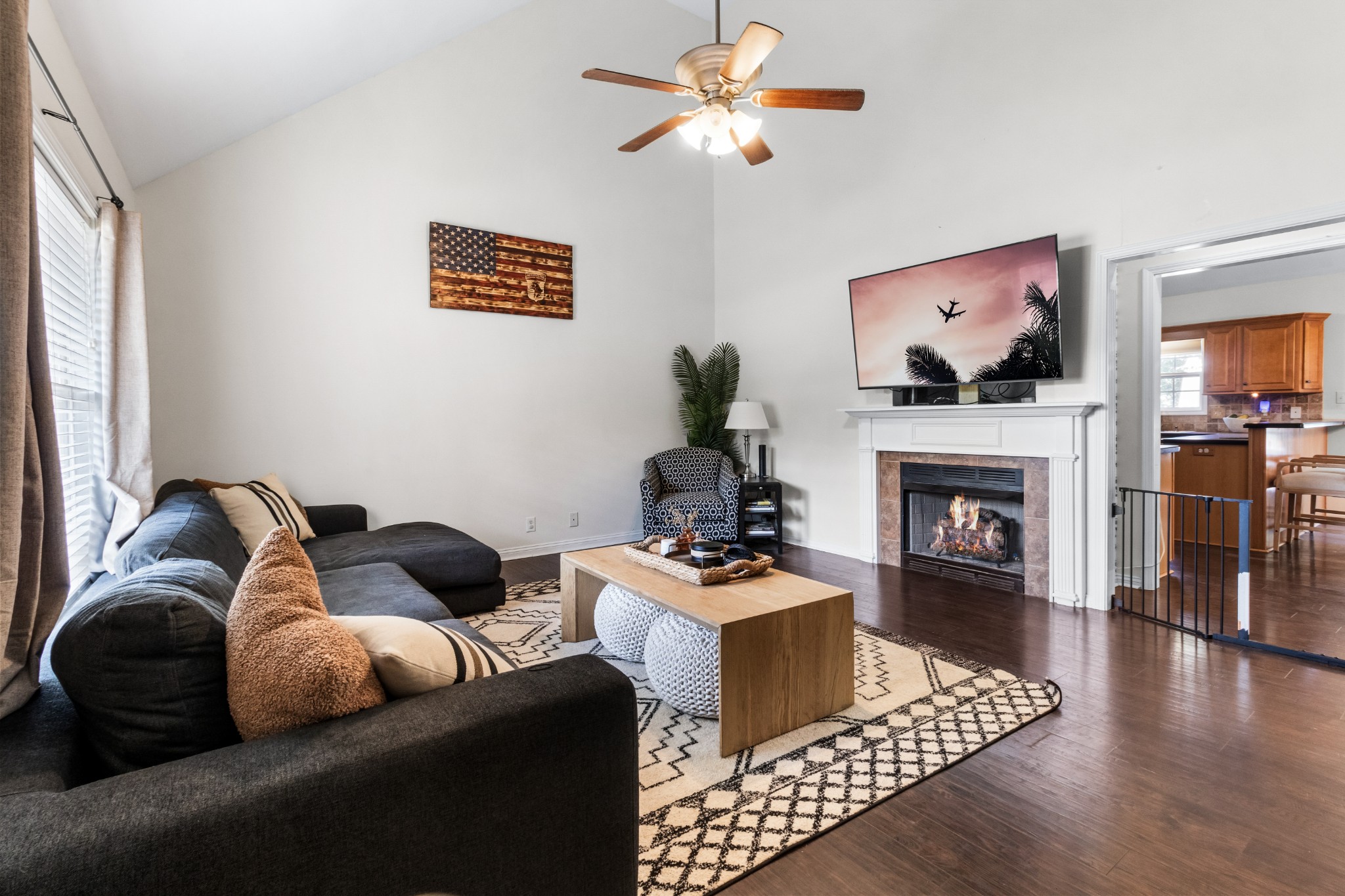 1375 Tannahill Way Property Photo 1