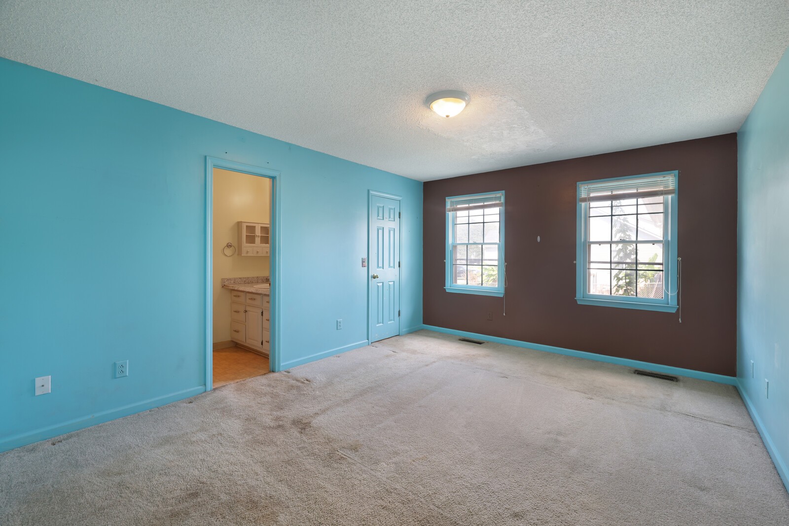 1621 Lillian Cir Property Photo 17