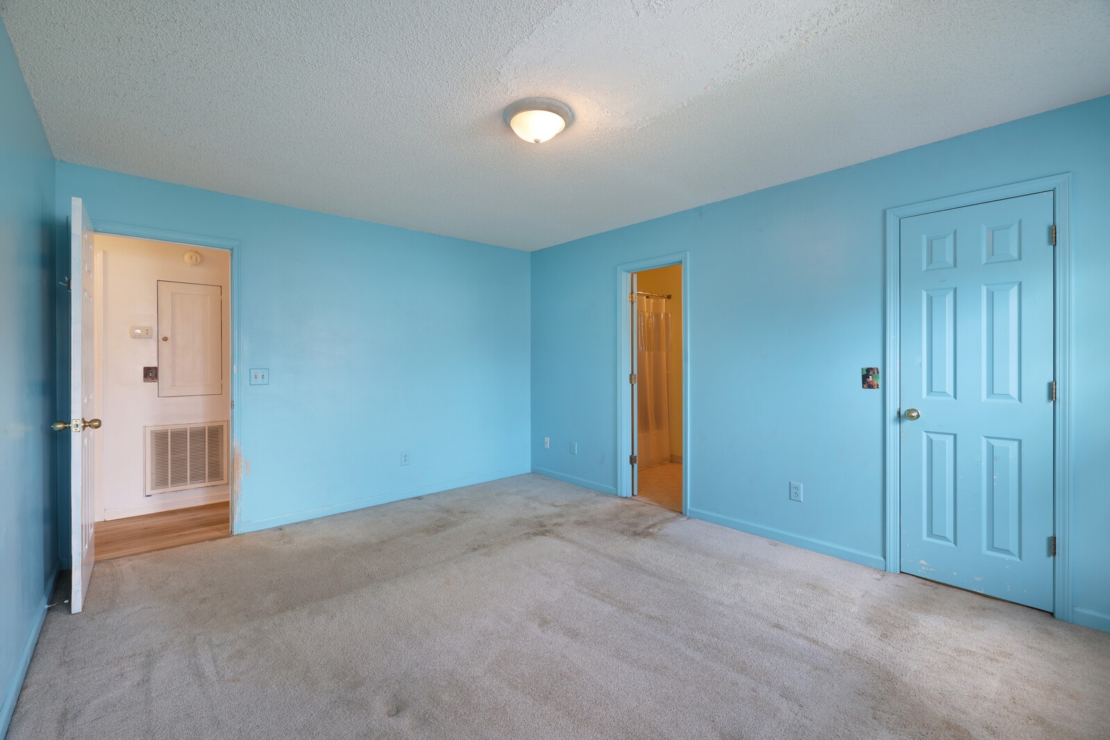 1621 Lillian Cir Property Photo 18