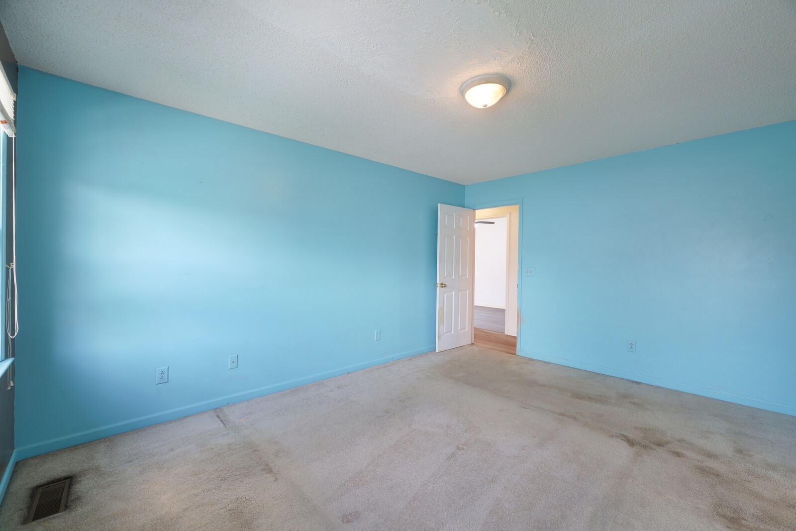 1621 Lillian Cir Property Photo 19