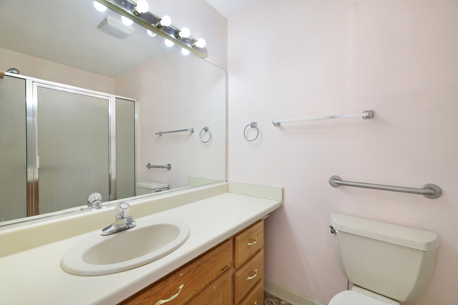 1621 Lillian Cir Property Photo 33