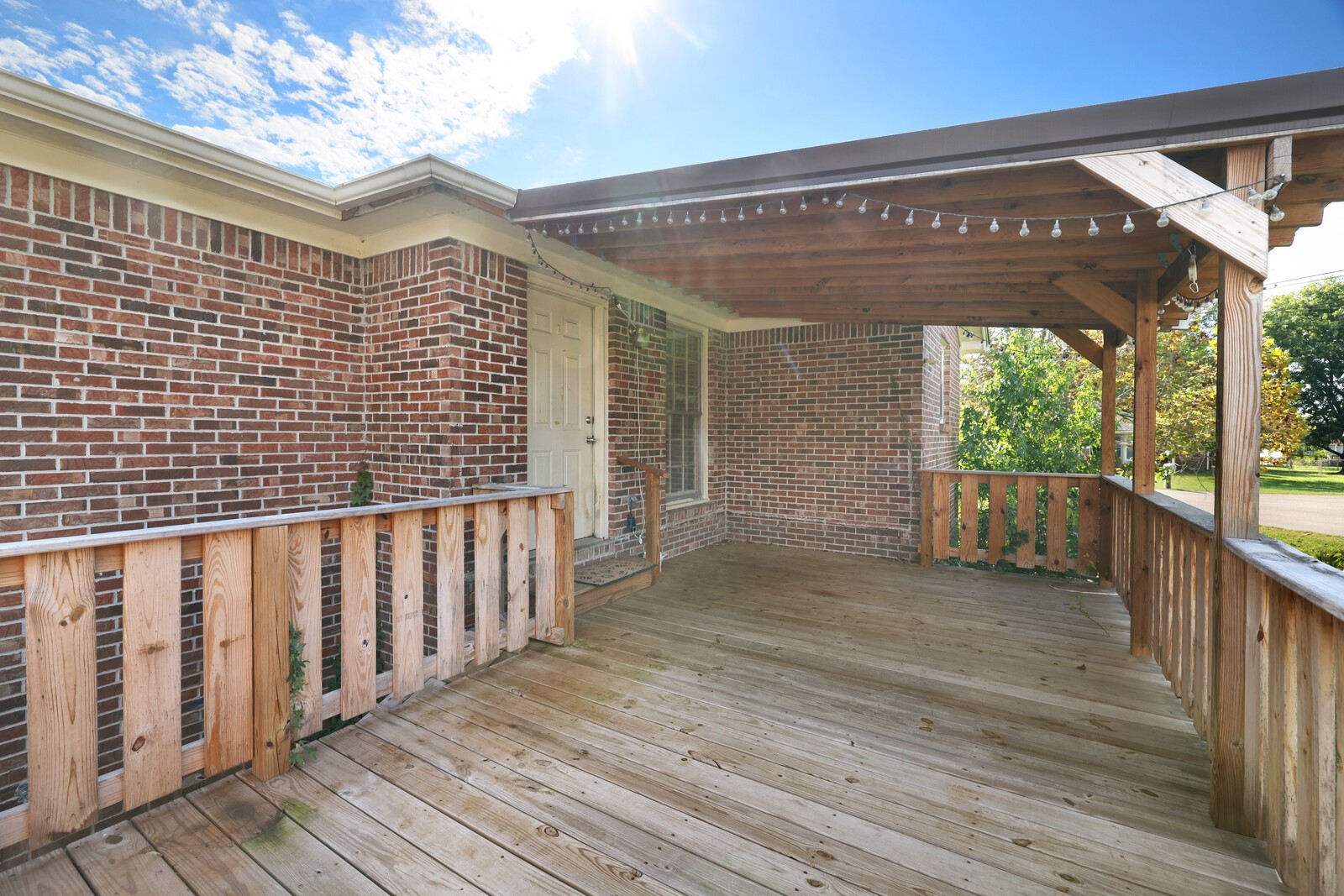 1621 Lillian Cir Property Photo 37