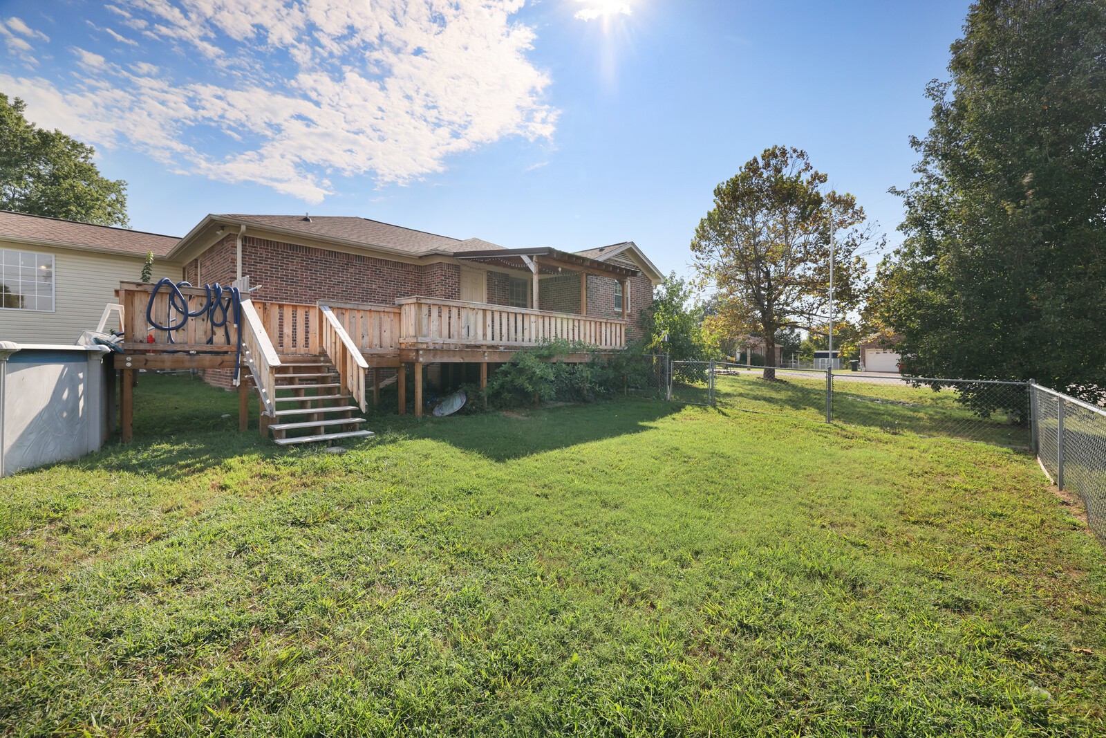 1621 Lillian Cir Property Photo 40