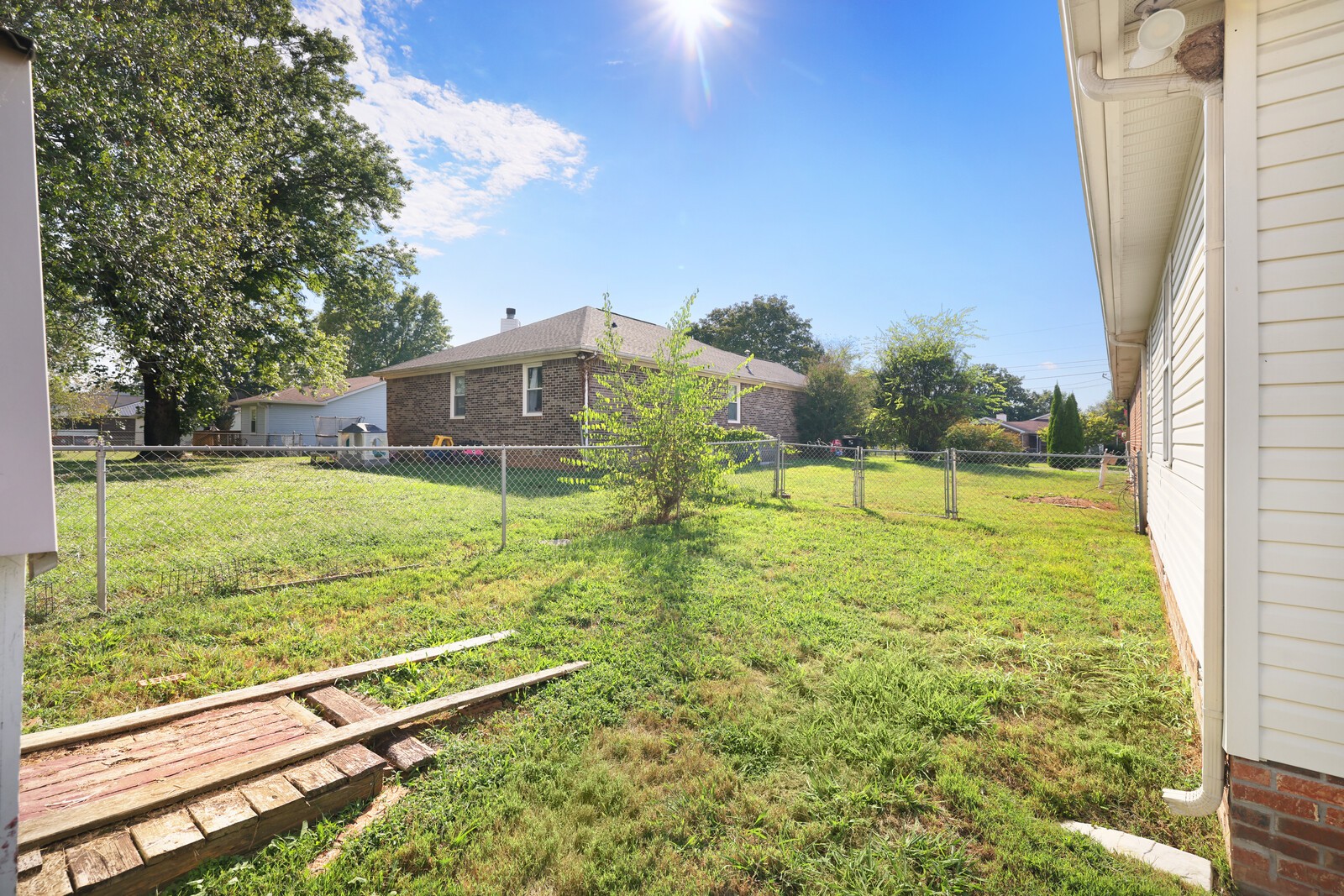 1621 Lillian Cir Property Photo 43