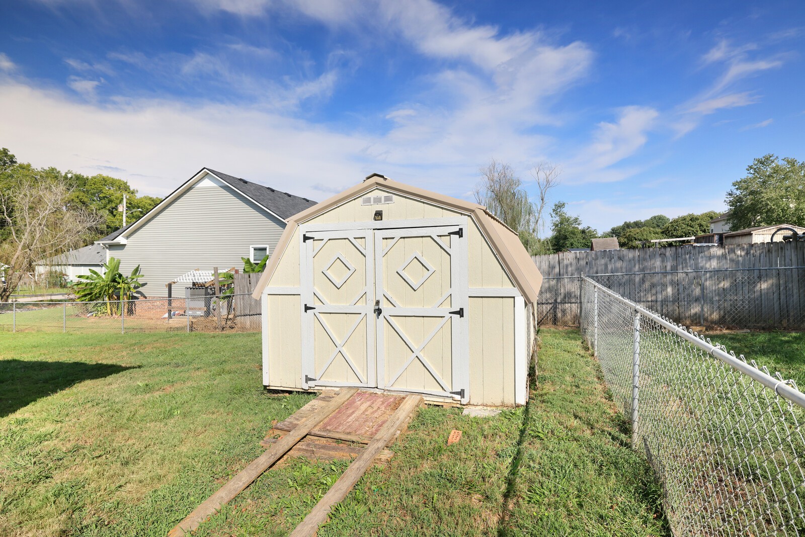 1621 Lillian Cir Property Photo 44