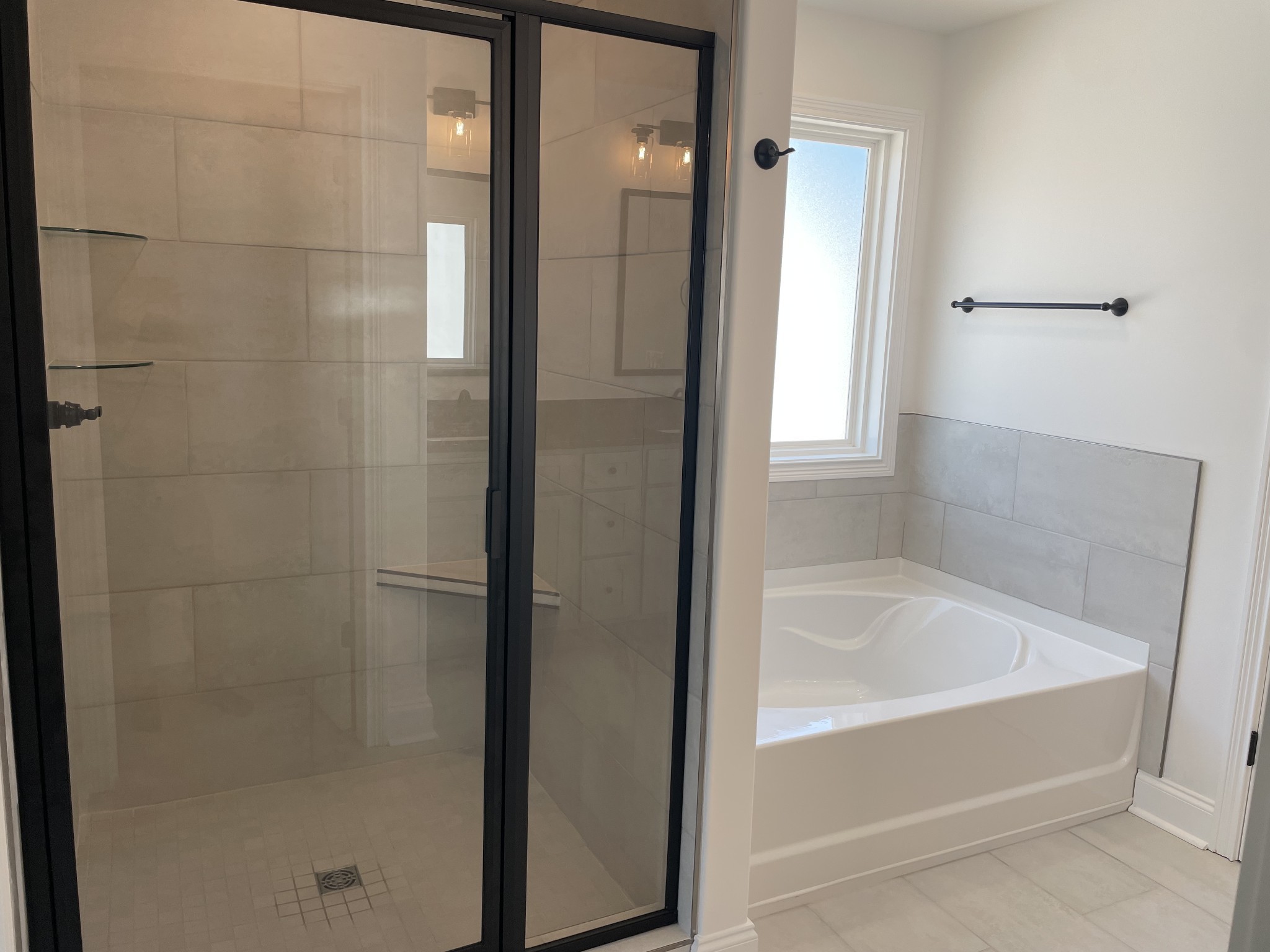 591 Pongracz Way Property Photo 7