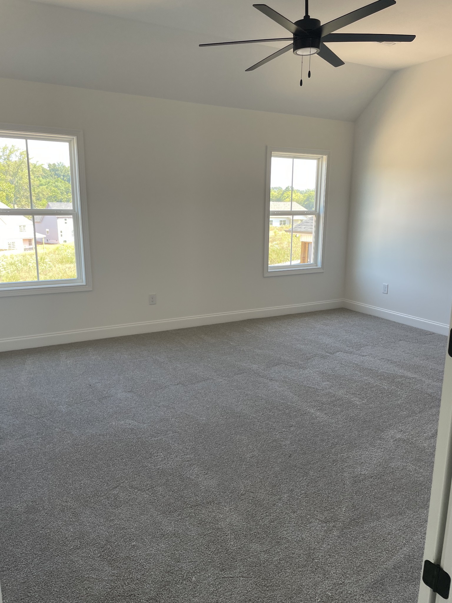 591 Pongracz Way Property Photo 9