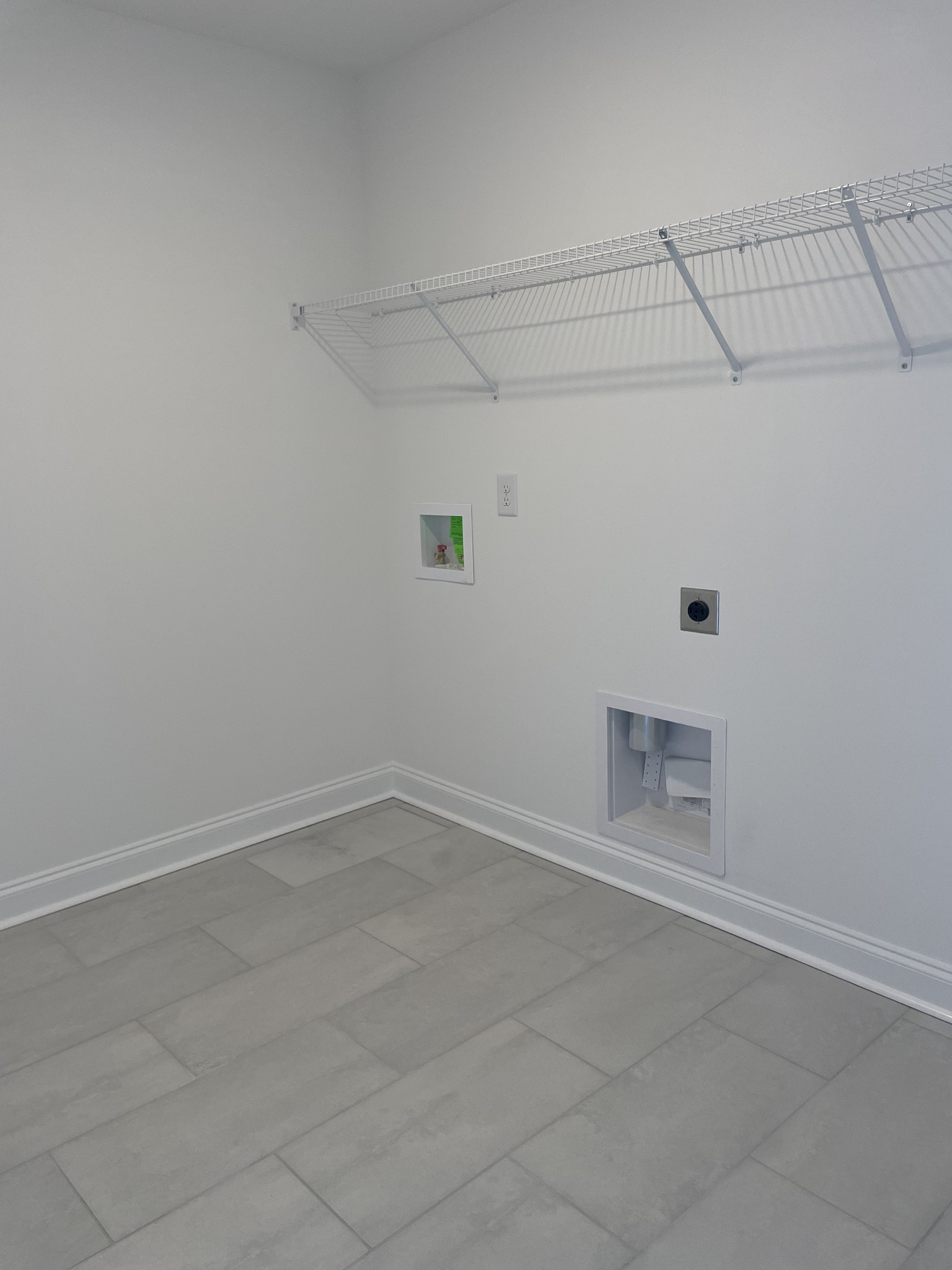 591 Pongracz Way Property Photo 10