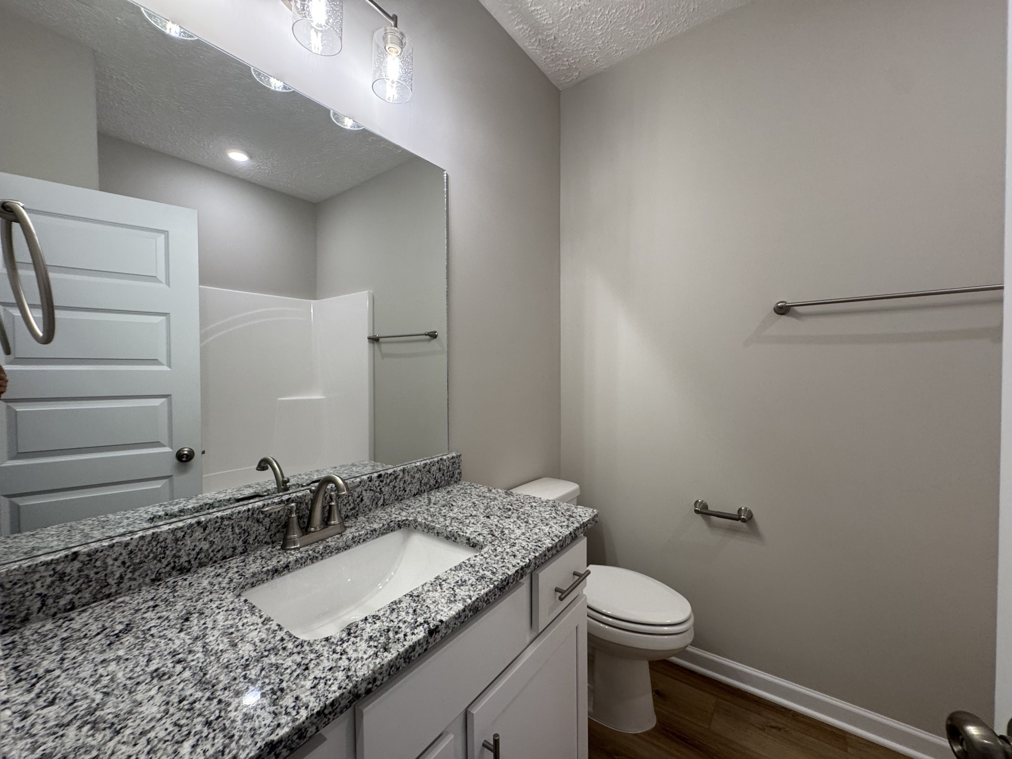 37 Laurel View St Property Photo 12