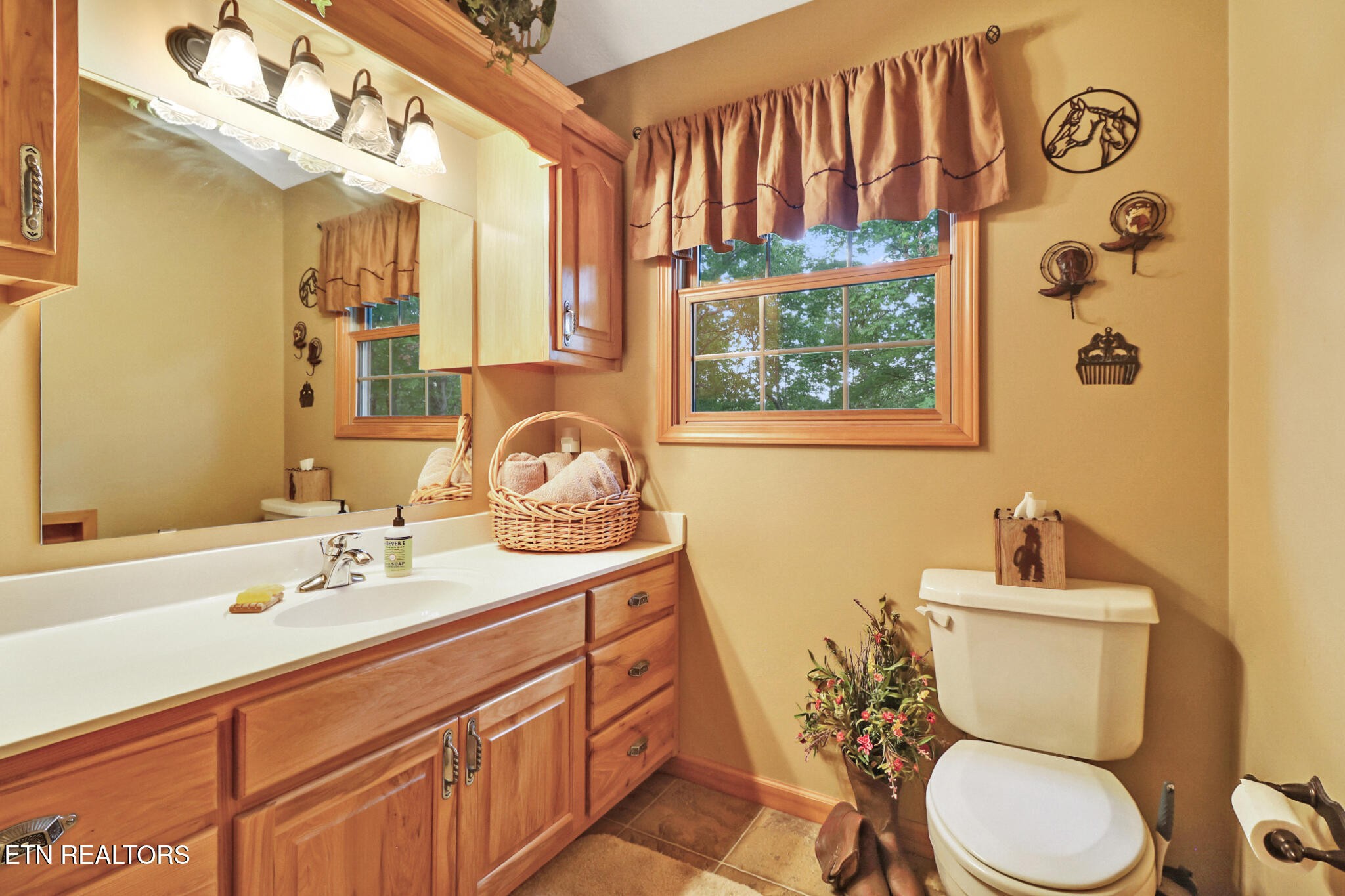 1150 Grandview Way Property Photo 32