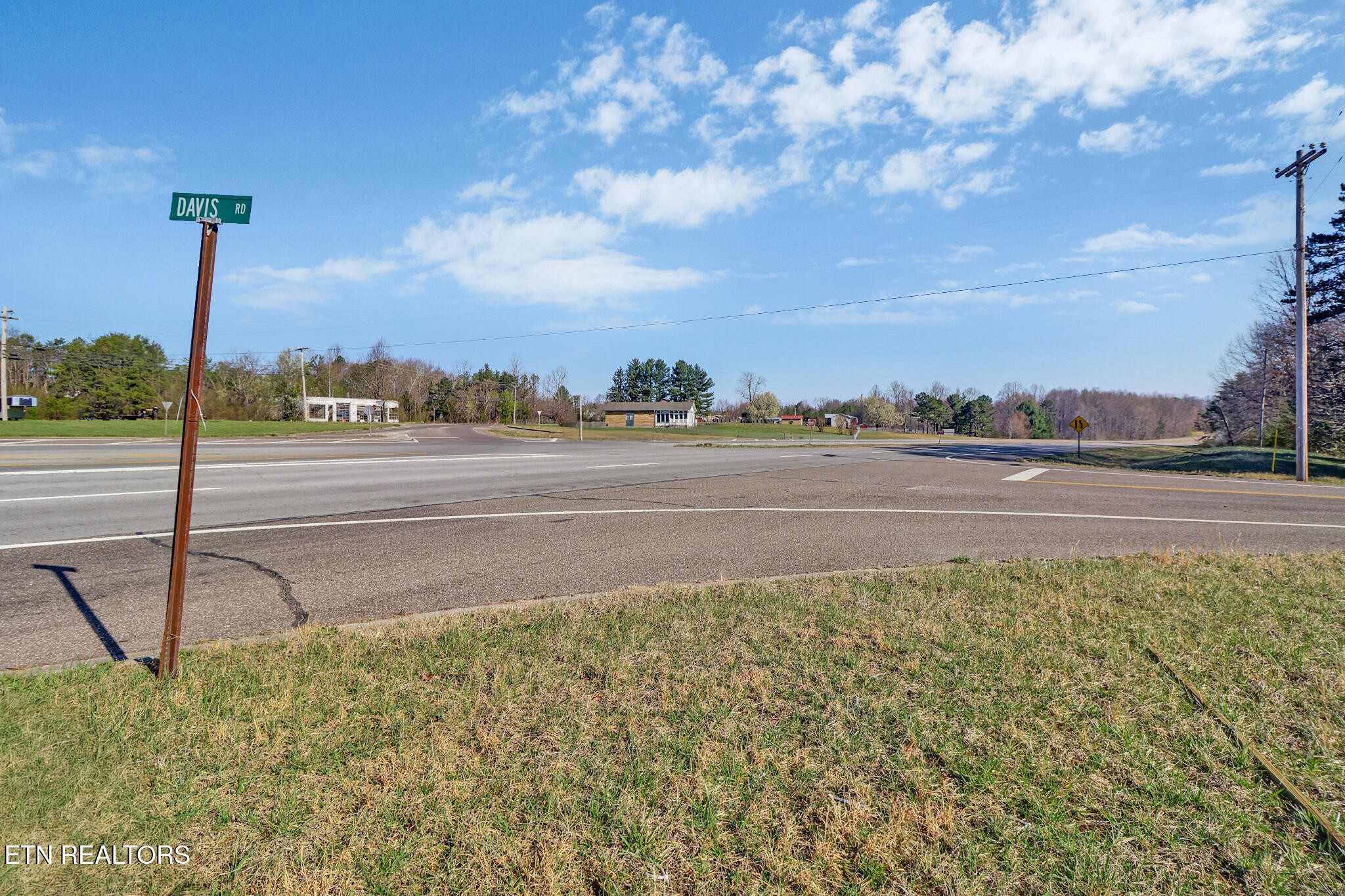 2172 S York Hwy Property Photo 11