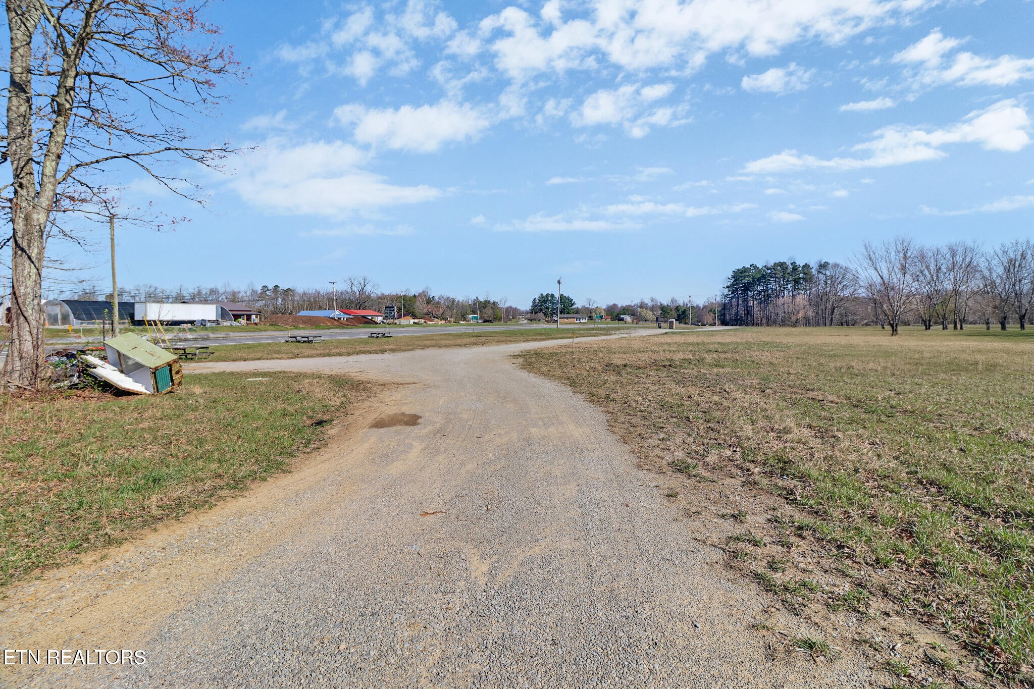 2172 S York Hwy Property Photo 16