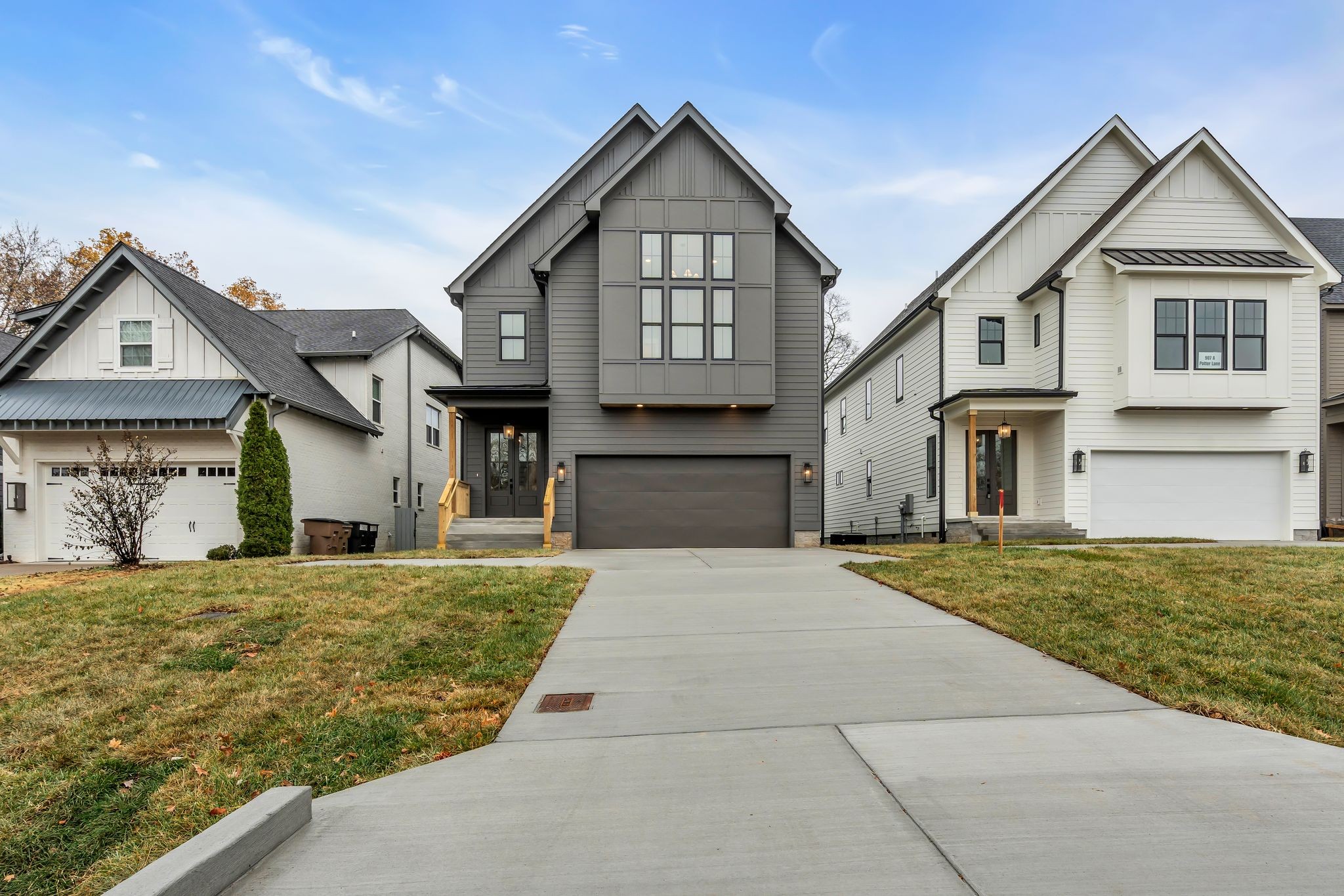 907b Potter Ln Property Photo 1