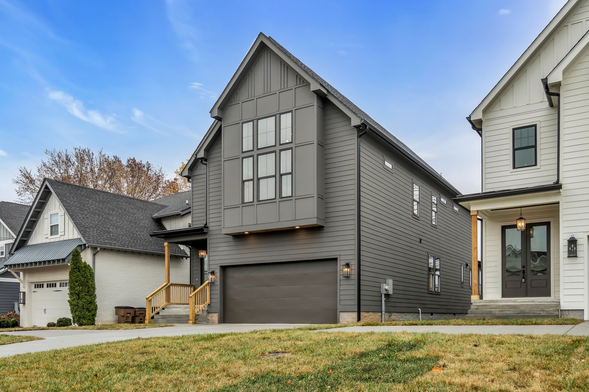 907b Potter Ln Property Photo 3