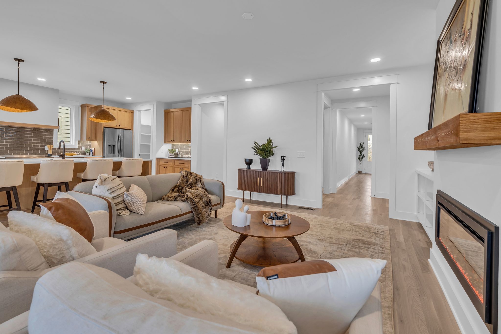 907b Potter Ln Property Photo 5