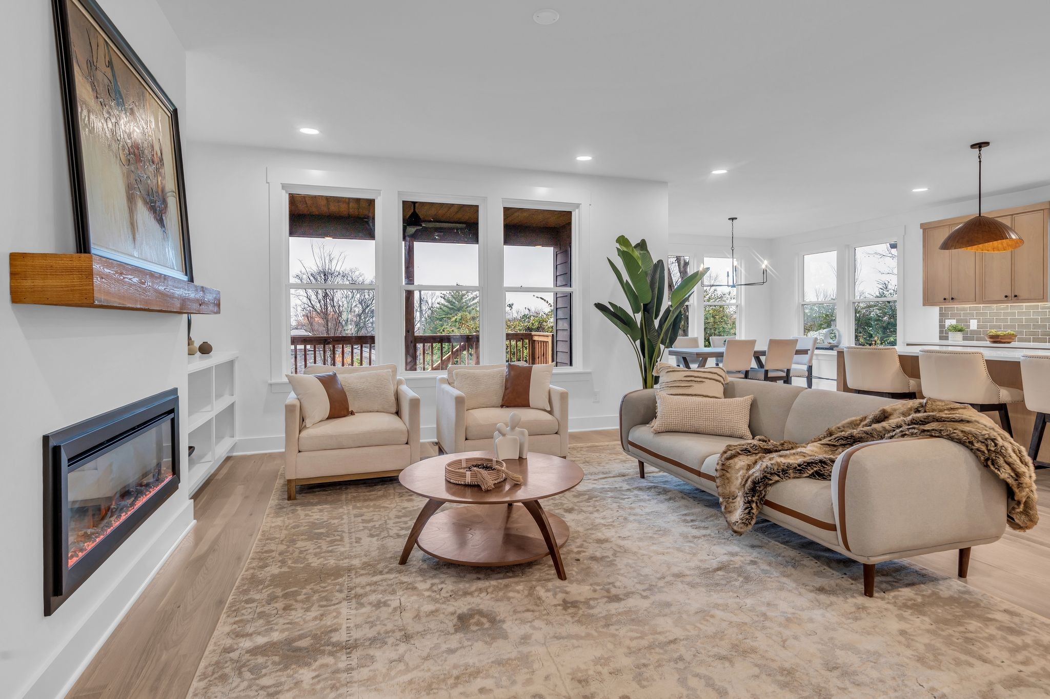 907b Potter Ln Property Photo 8