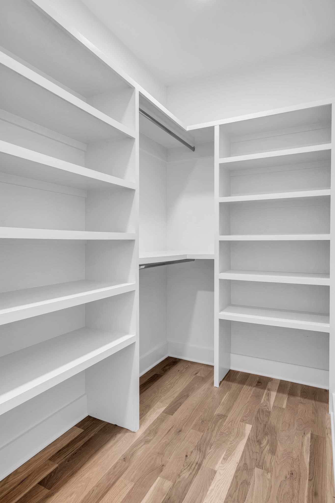 907b Potter Ln Property Photo 22