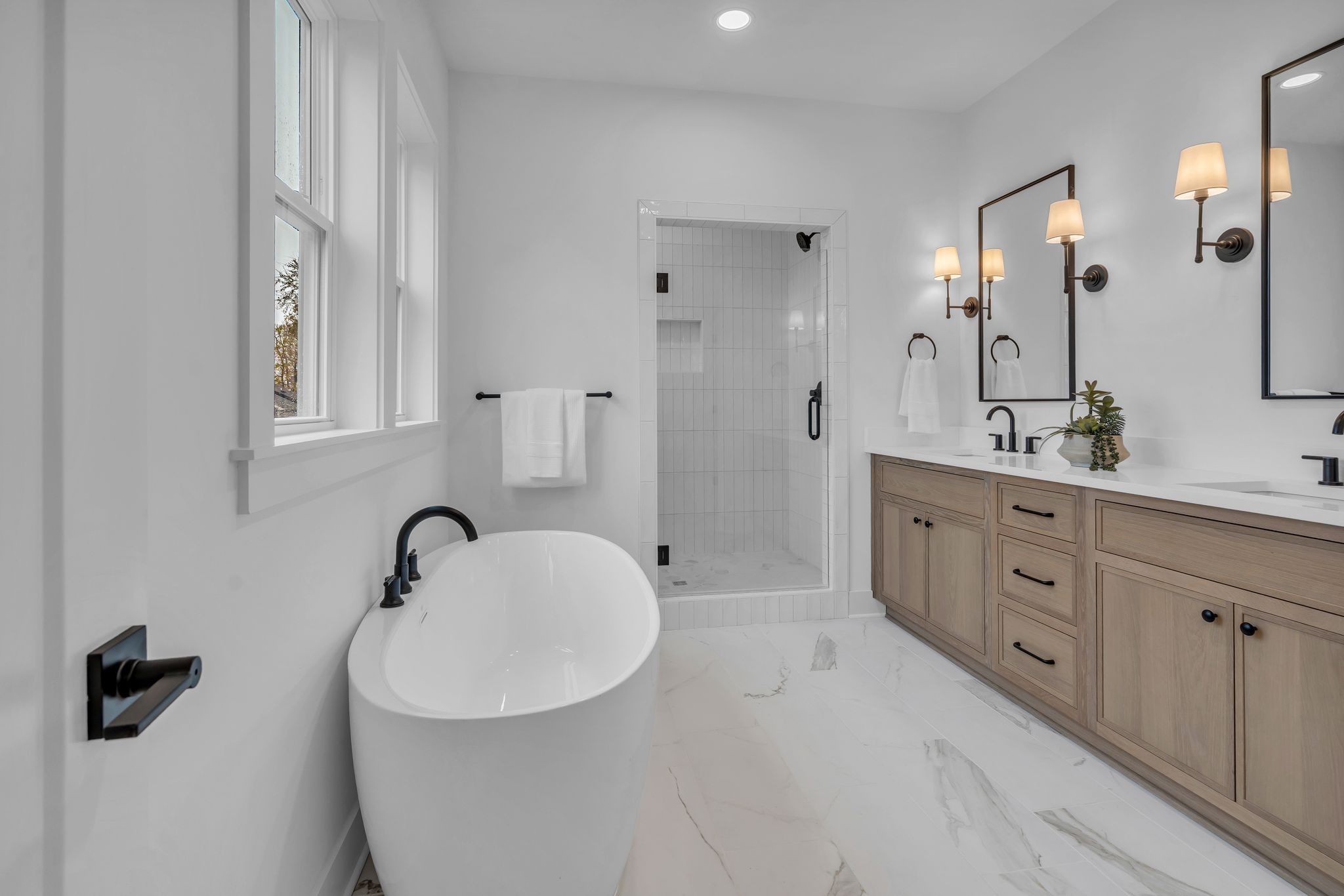 907b Potter Ln Property Photo 23