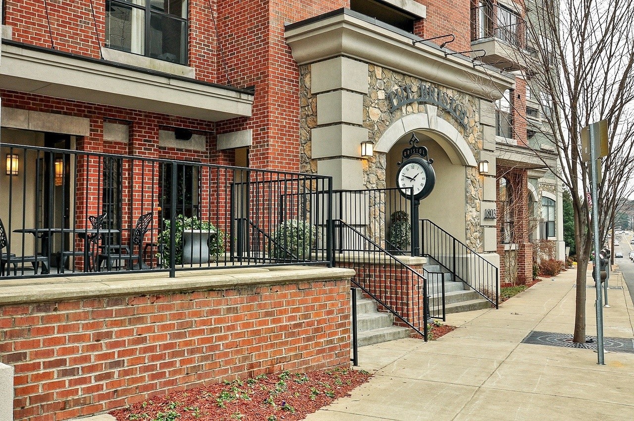 1803 Broadway Property Photo 1