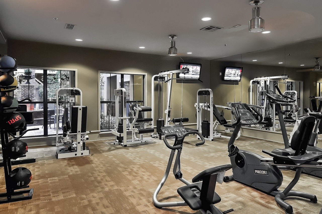 1803 Broadway Property Photo 4