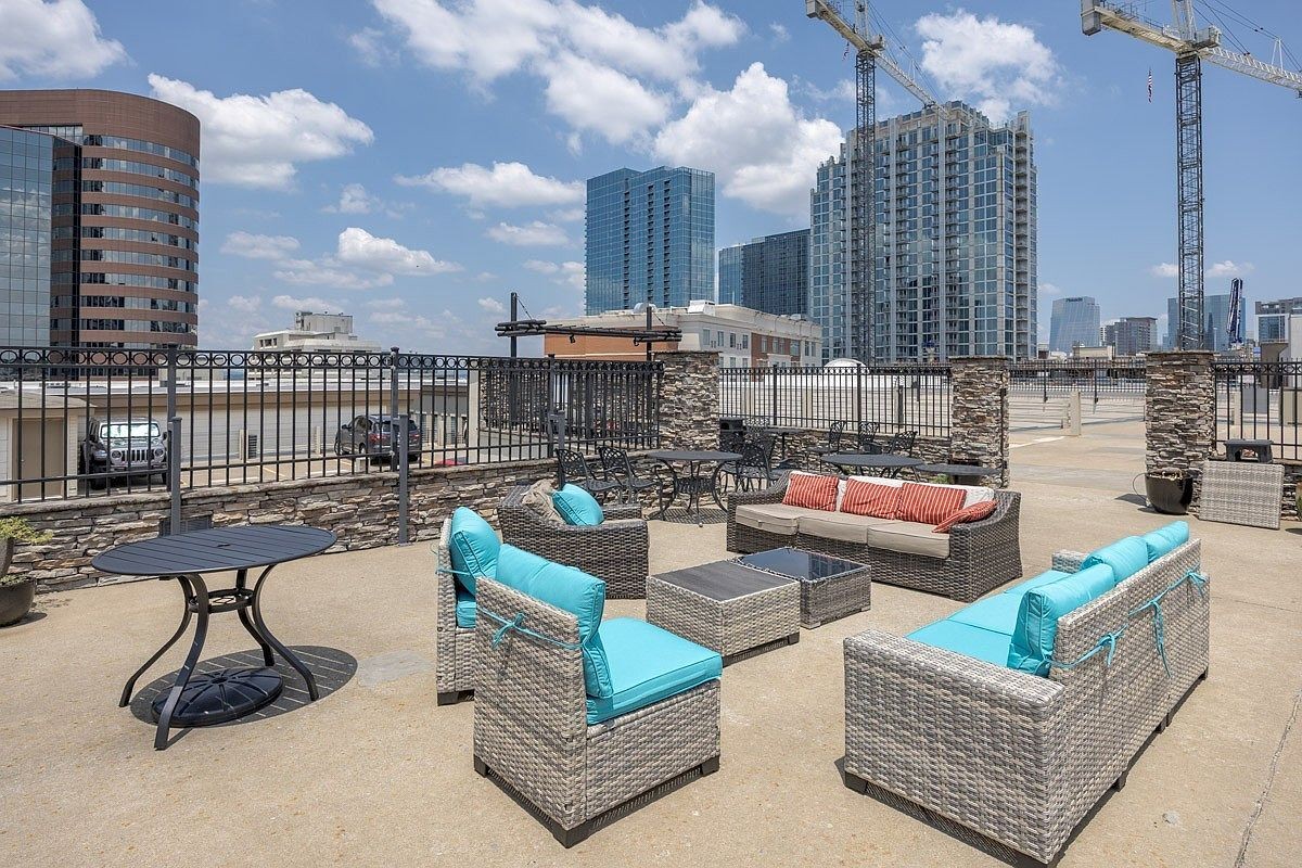 1803 Broadway Property Photo 17