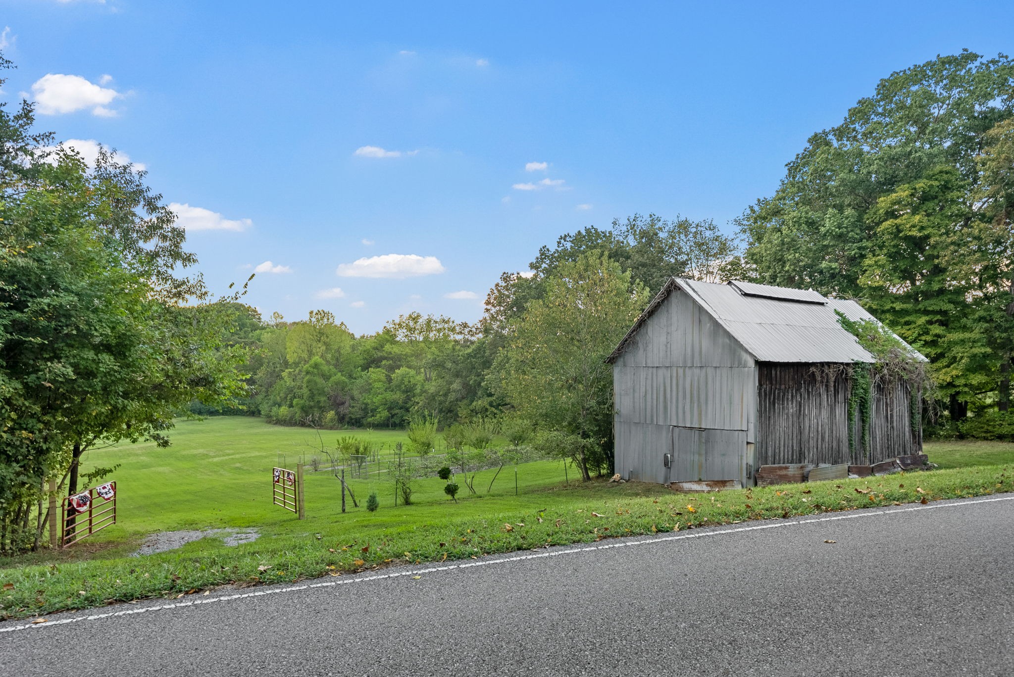 1640 Harvill Road Property Photo 2