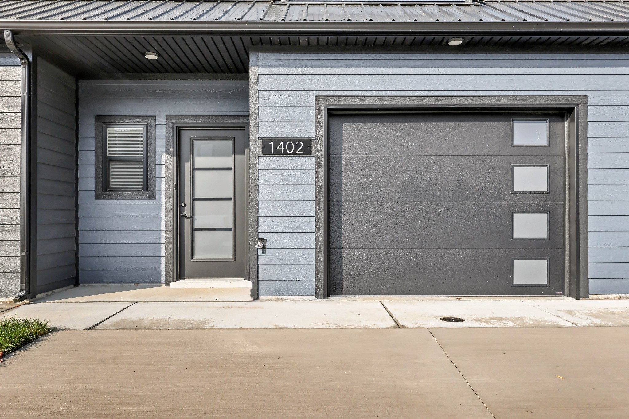 1402 Jonathan Wade Circle Property Photo 9