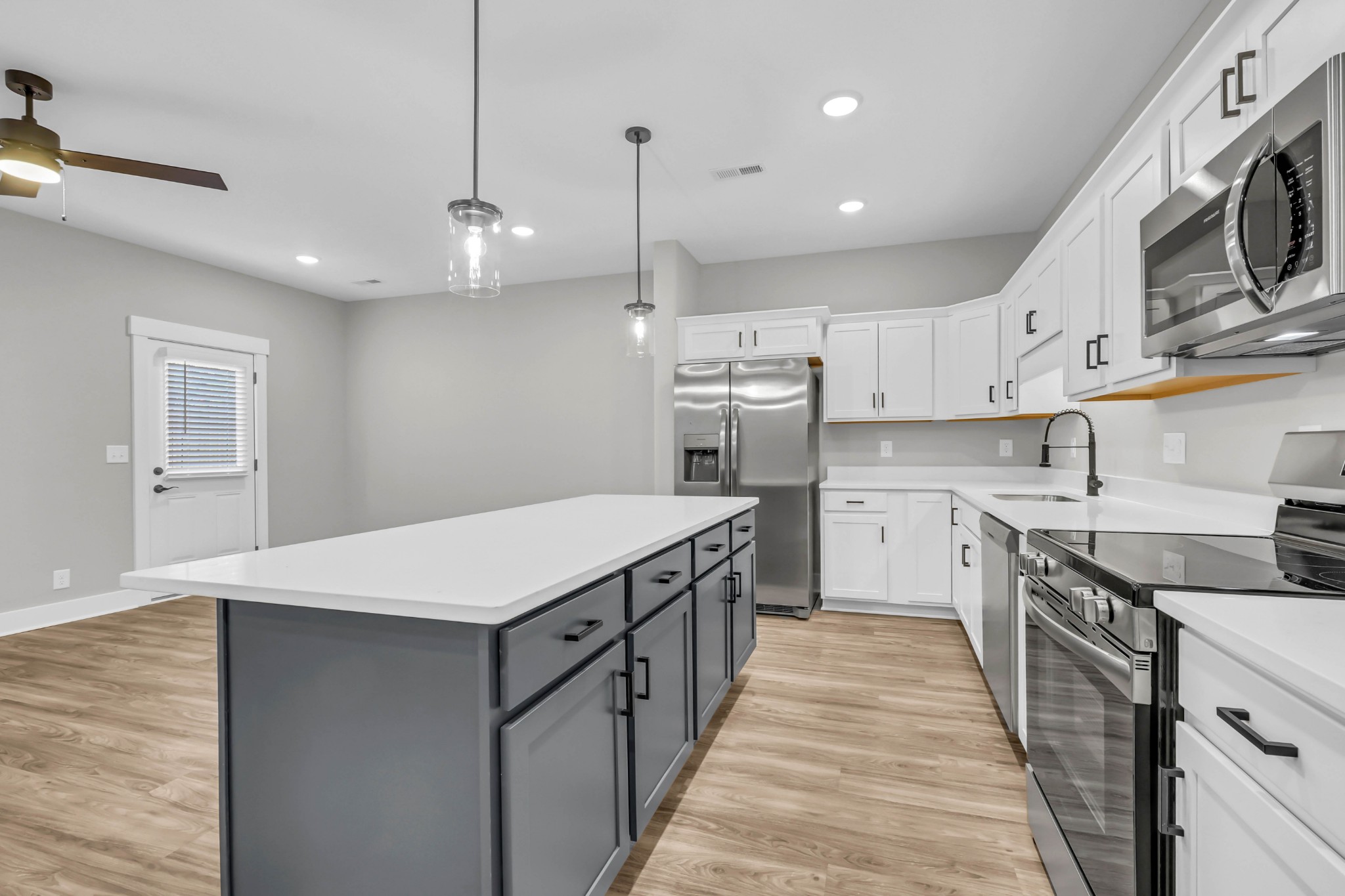 1402 Jonathan Wade Circle Property Photo 16