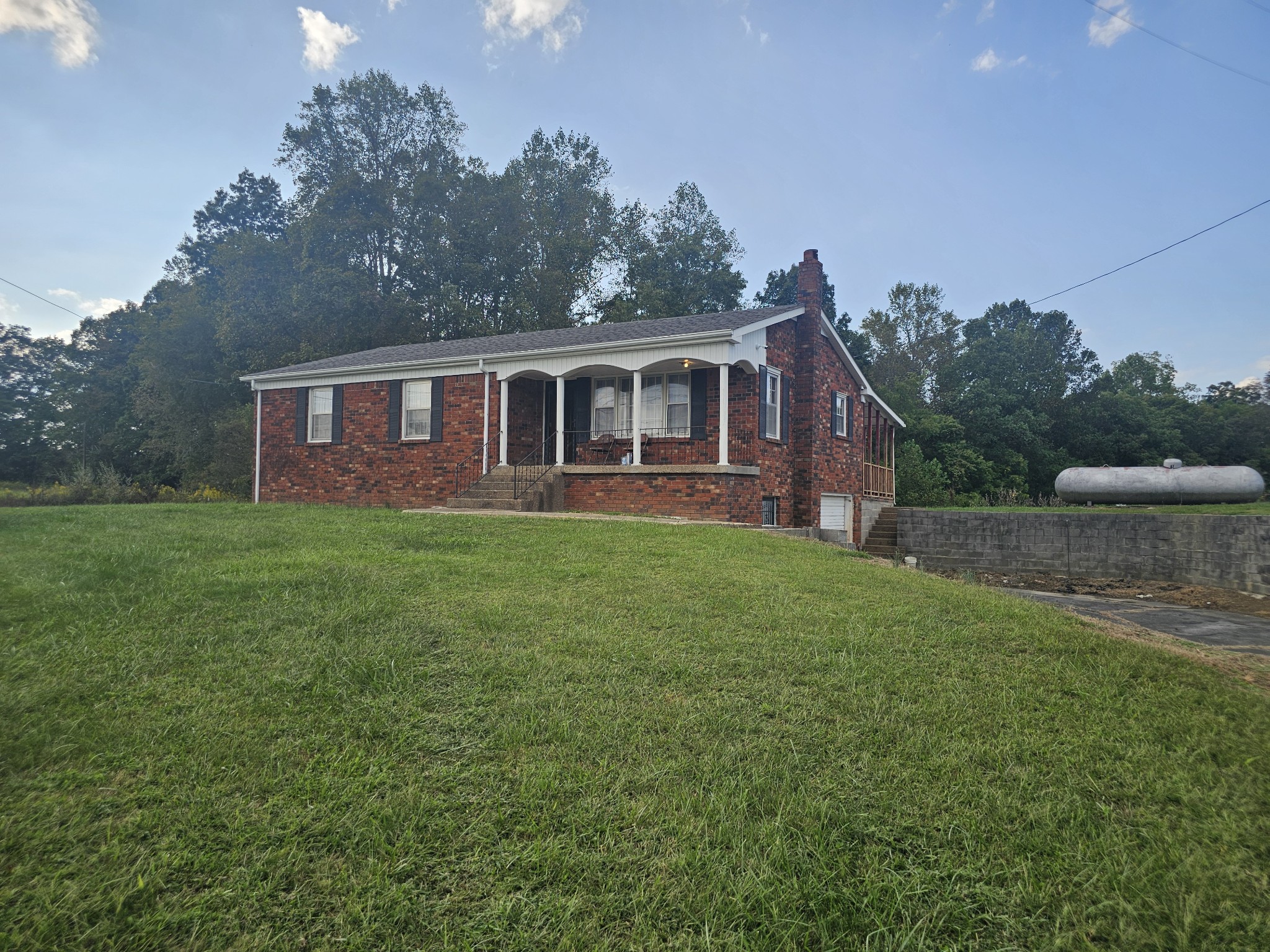 1077 Rock Ave Property Photo 1