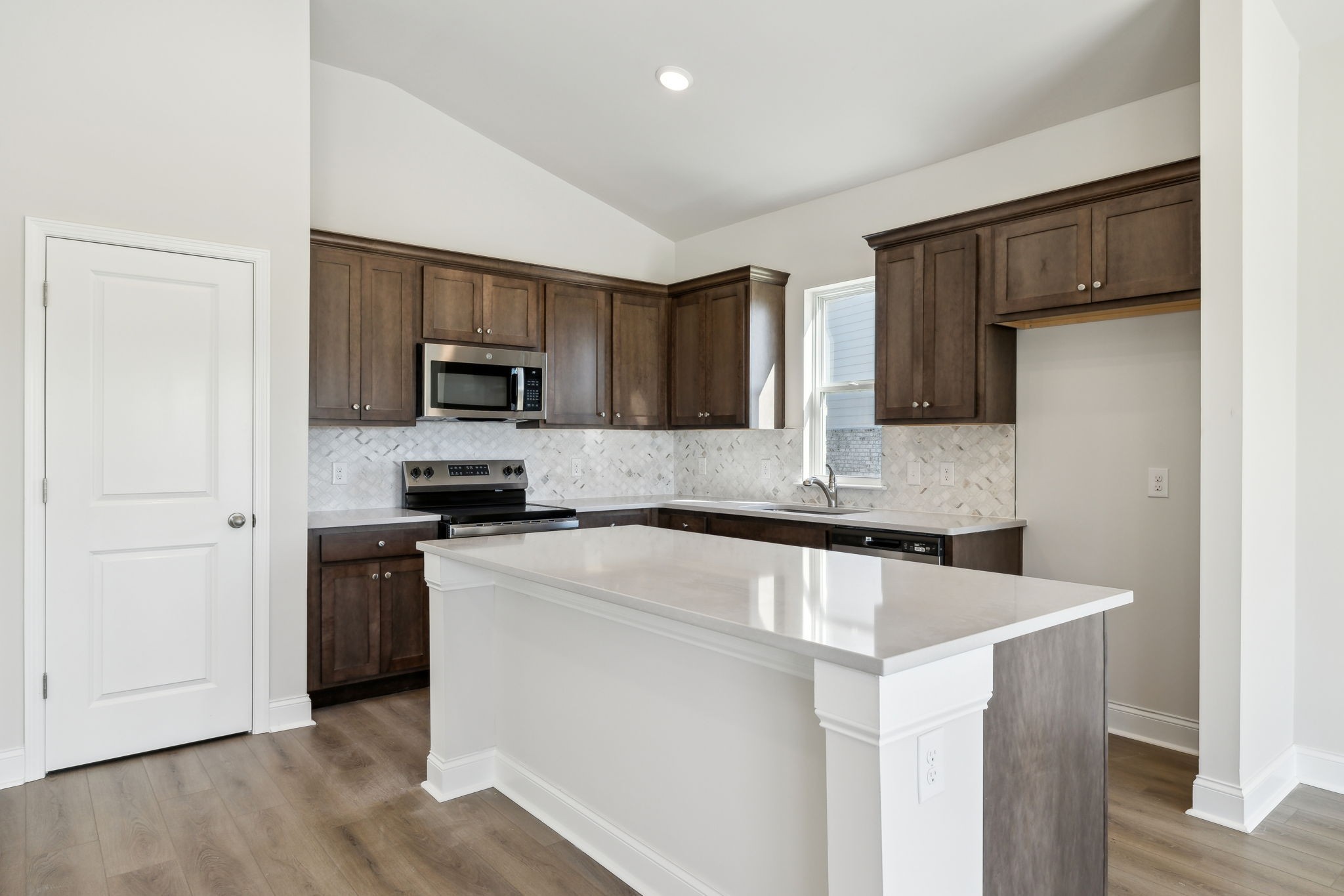 223 Limestone Way Property Photo 12