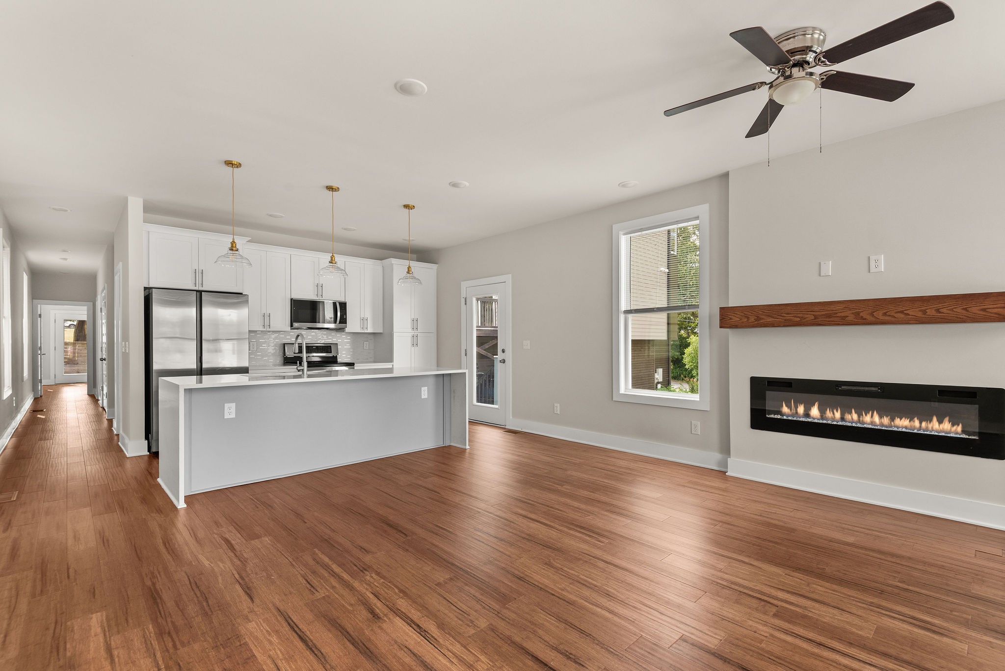 298 Prince Ave Property Photo 5