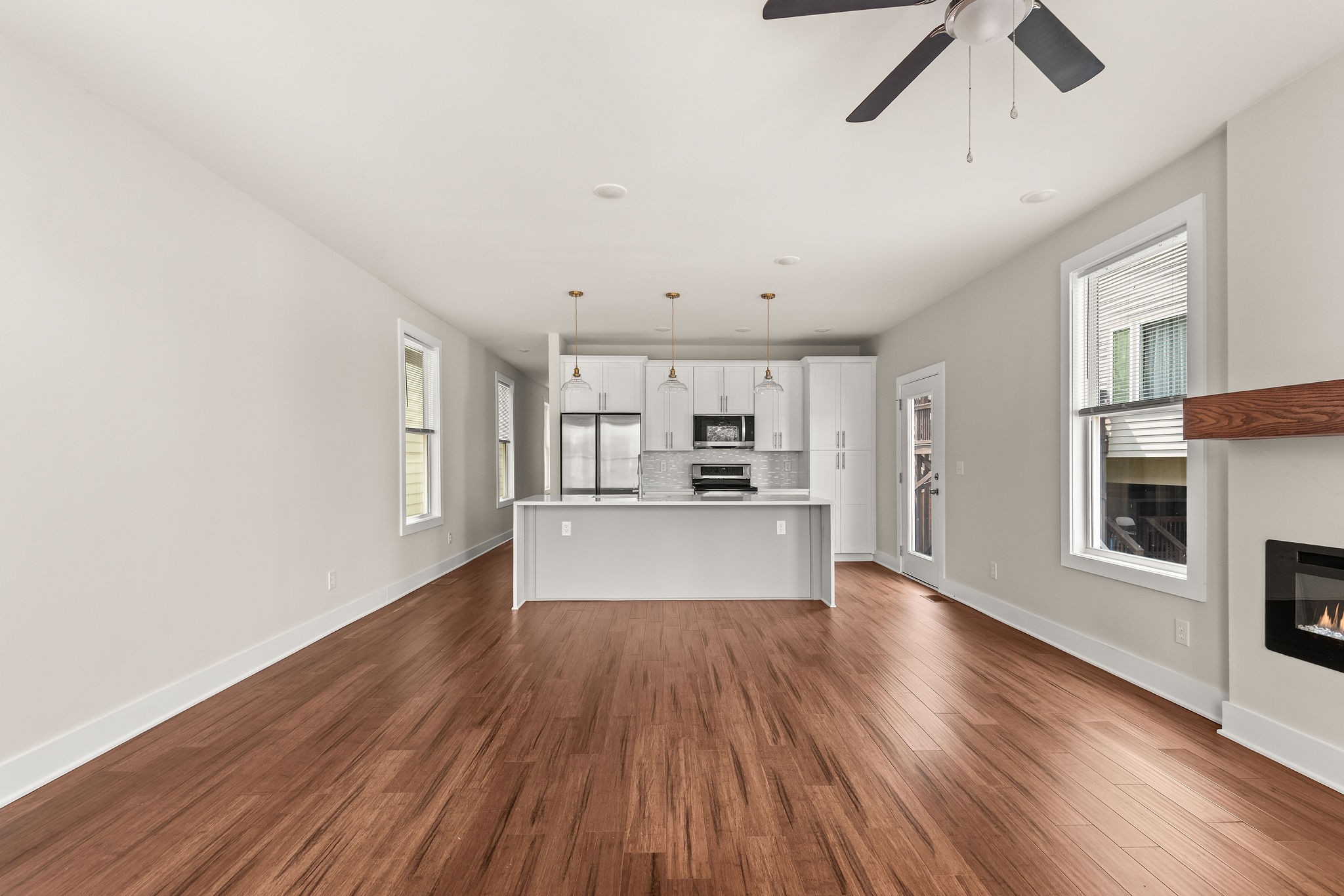 298 Prince Ave Property Photo 6