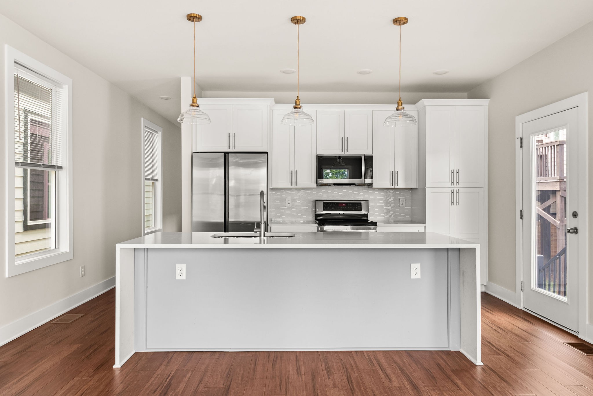 298 Prince Ave Property Photo 12