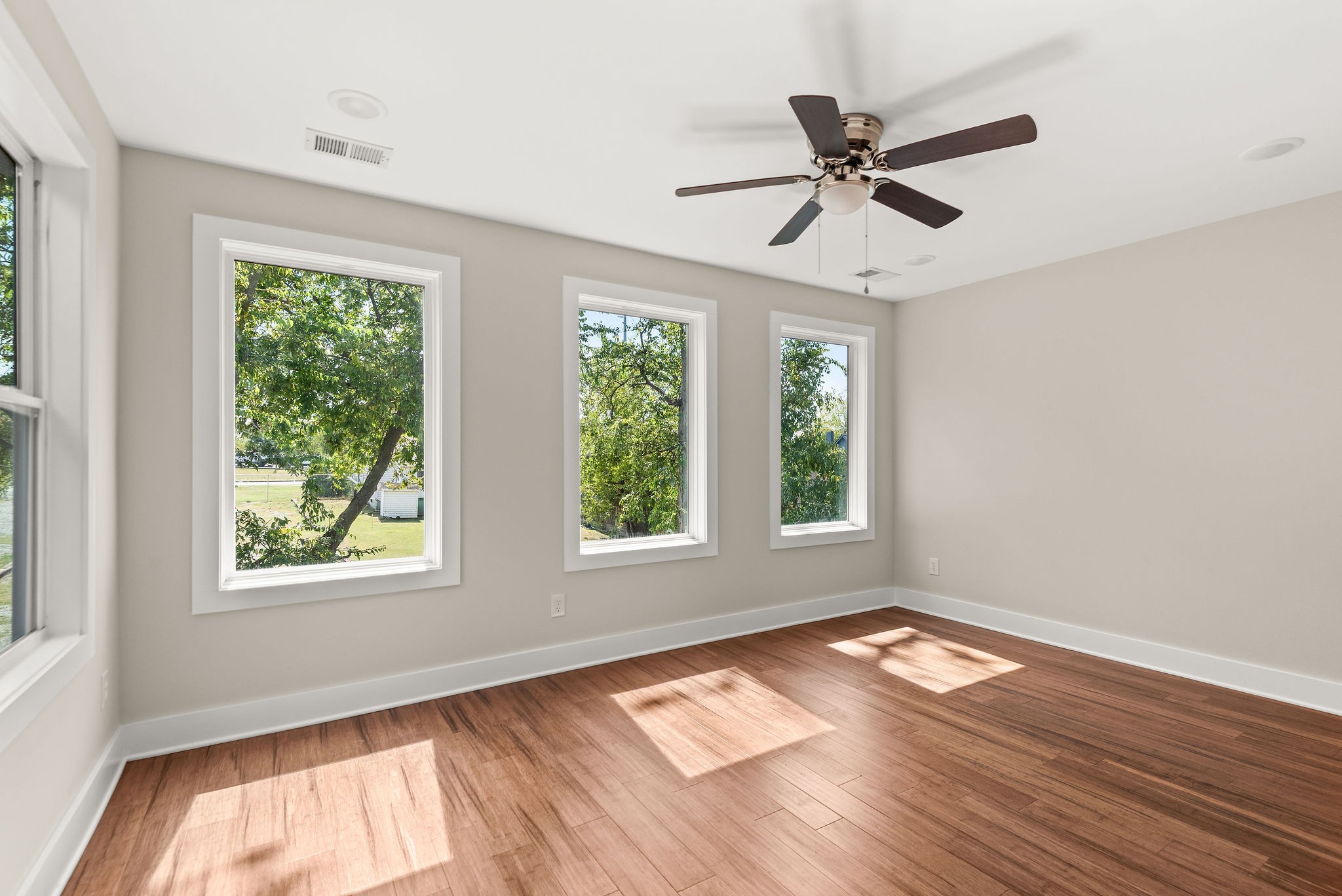 298 Prince Ave Property Photo 30