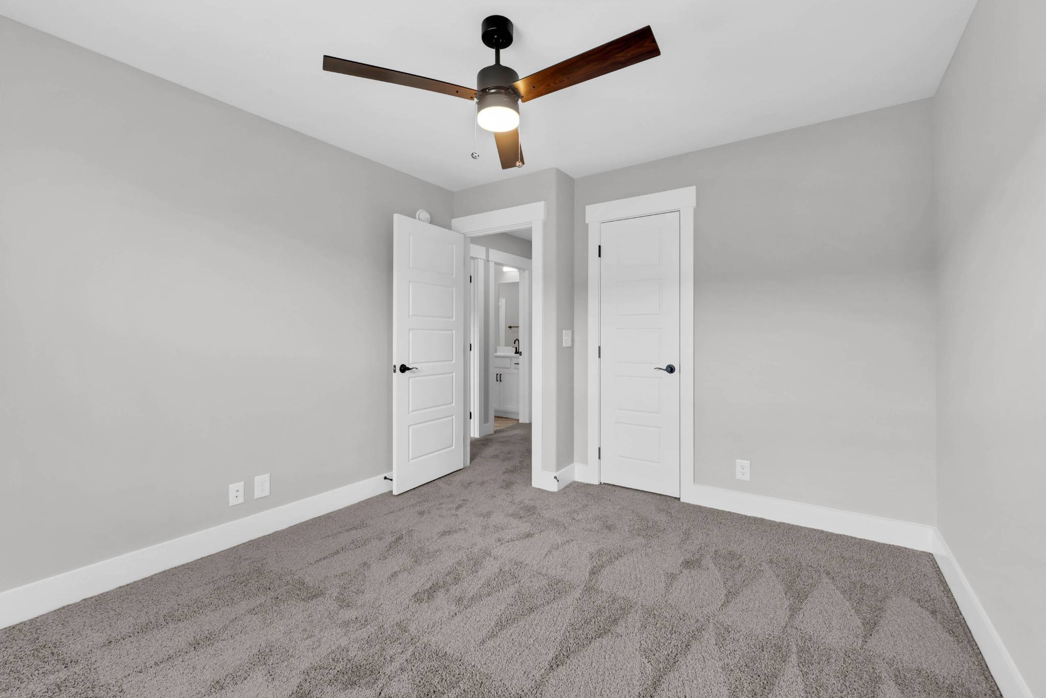 1304 Jonathan Wade Circle Property Photo 24