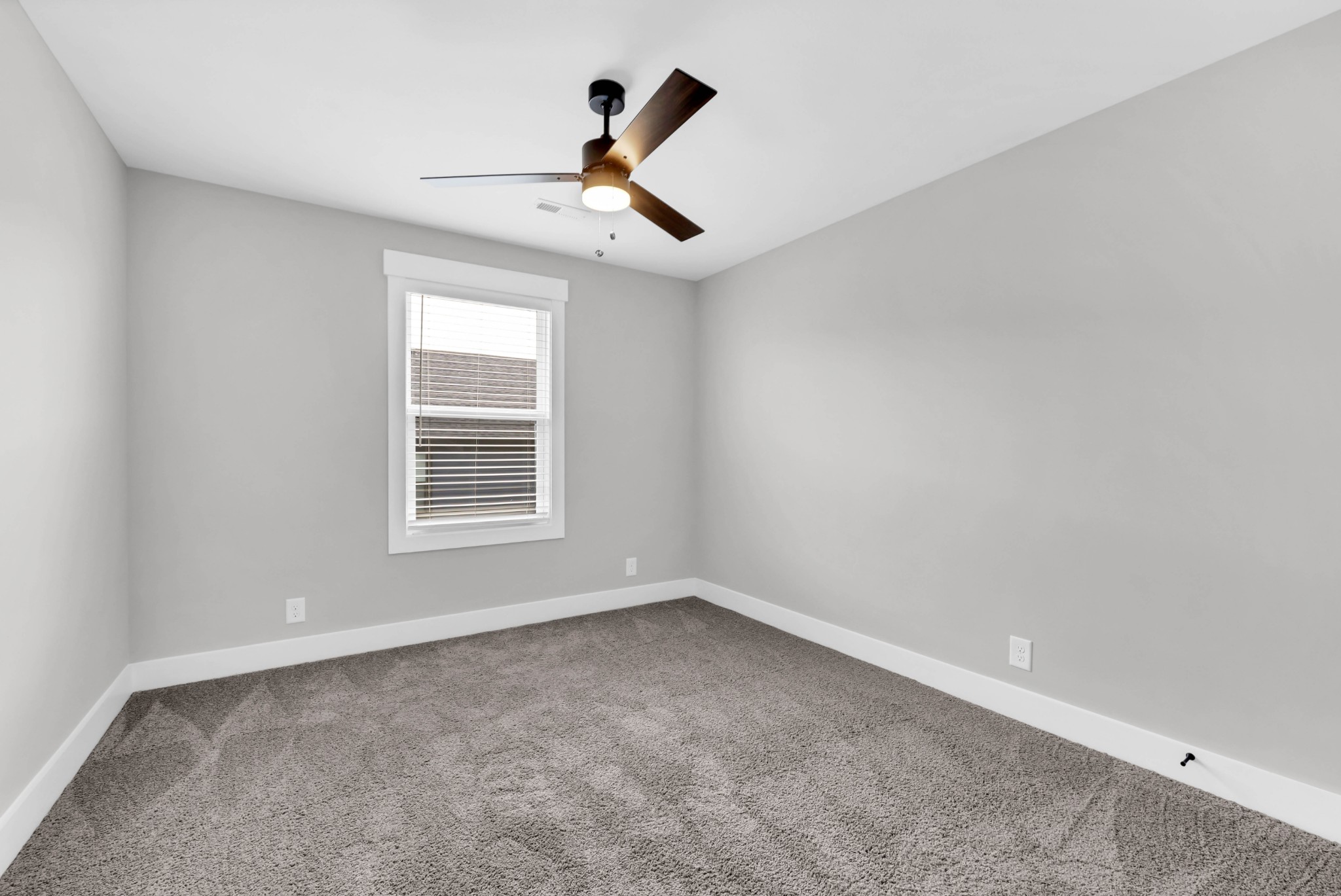 1304 Jonathan Wade Circle Property Photo 25