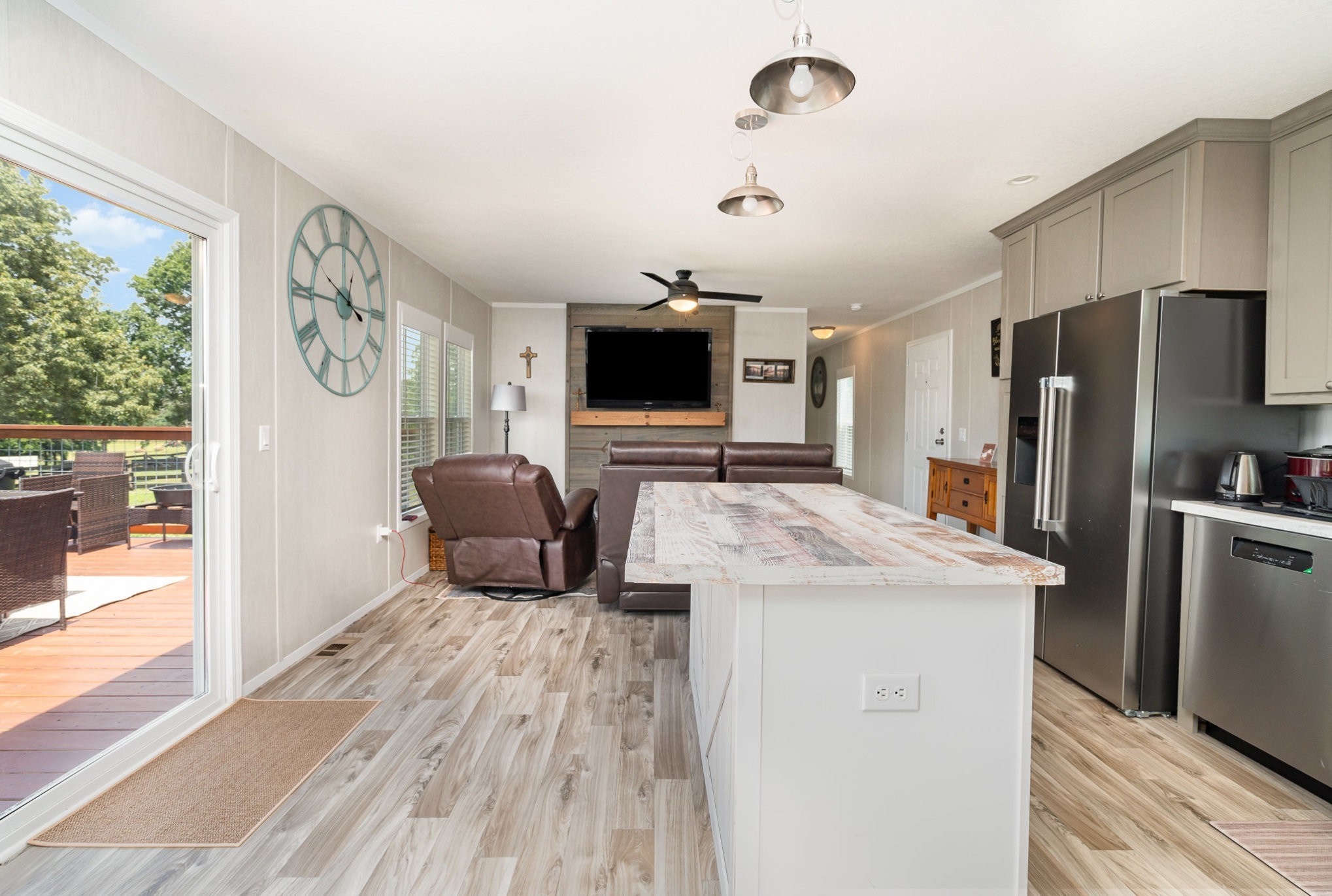 1640 Eno Rd Property Photo 44