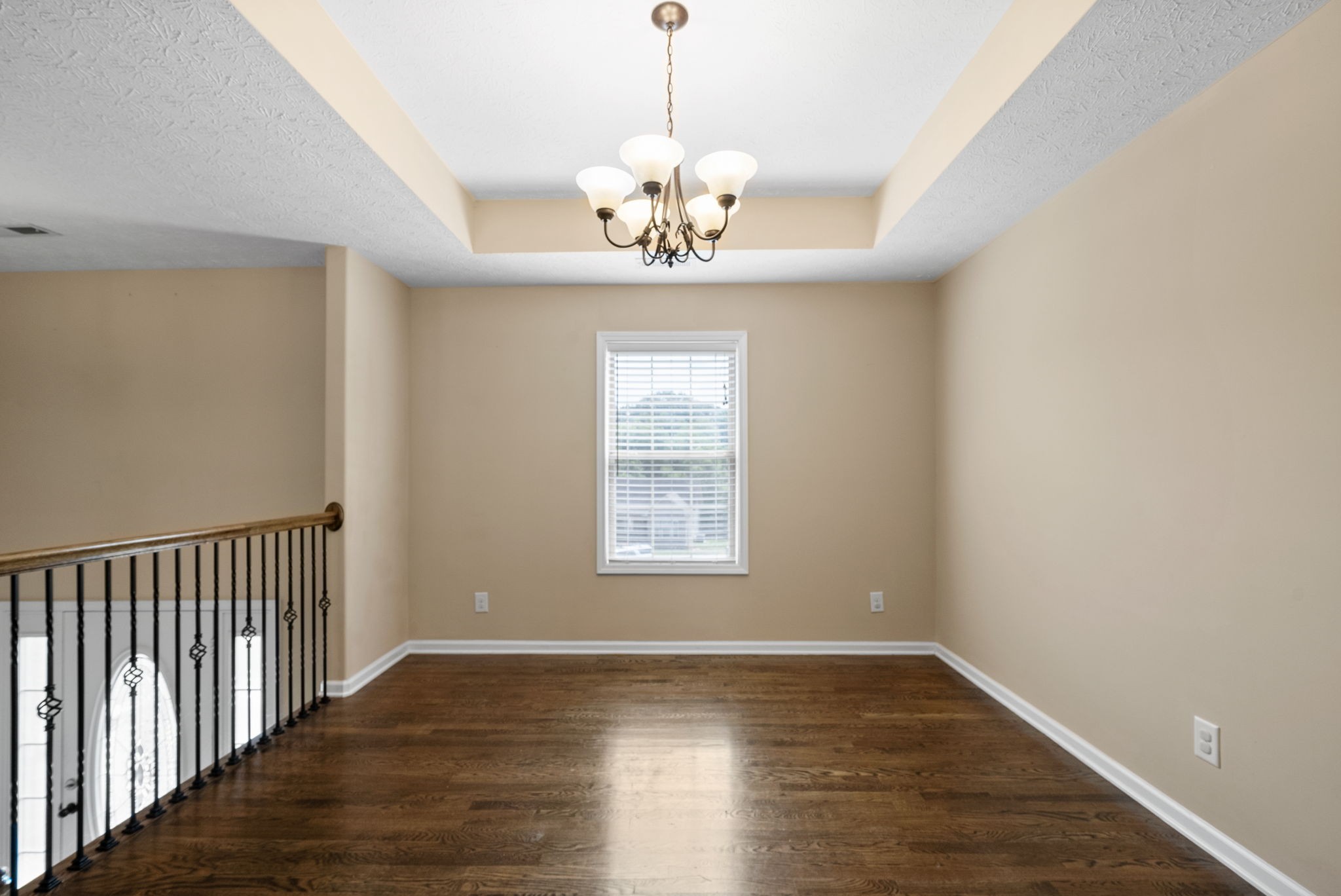 493 Comanche Ct Property Photo 6