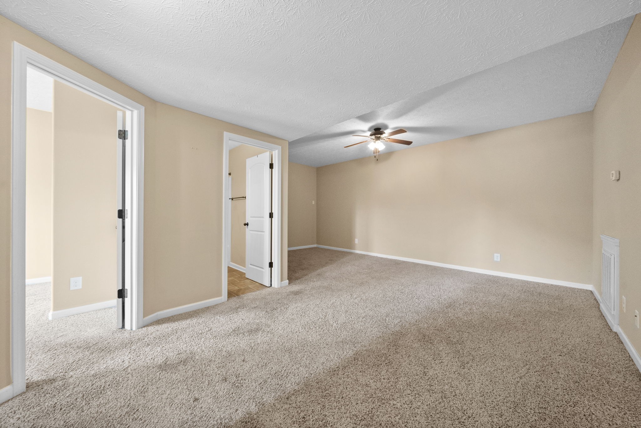 493 Comanche Ct Property Photo 11