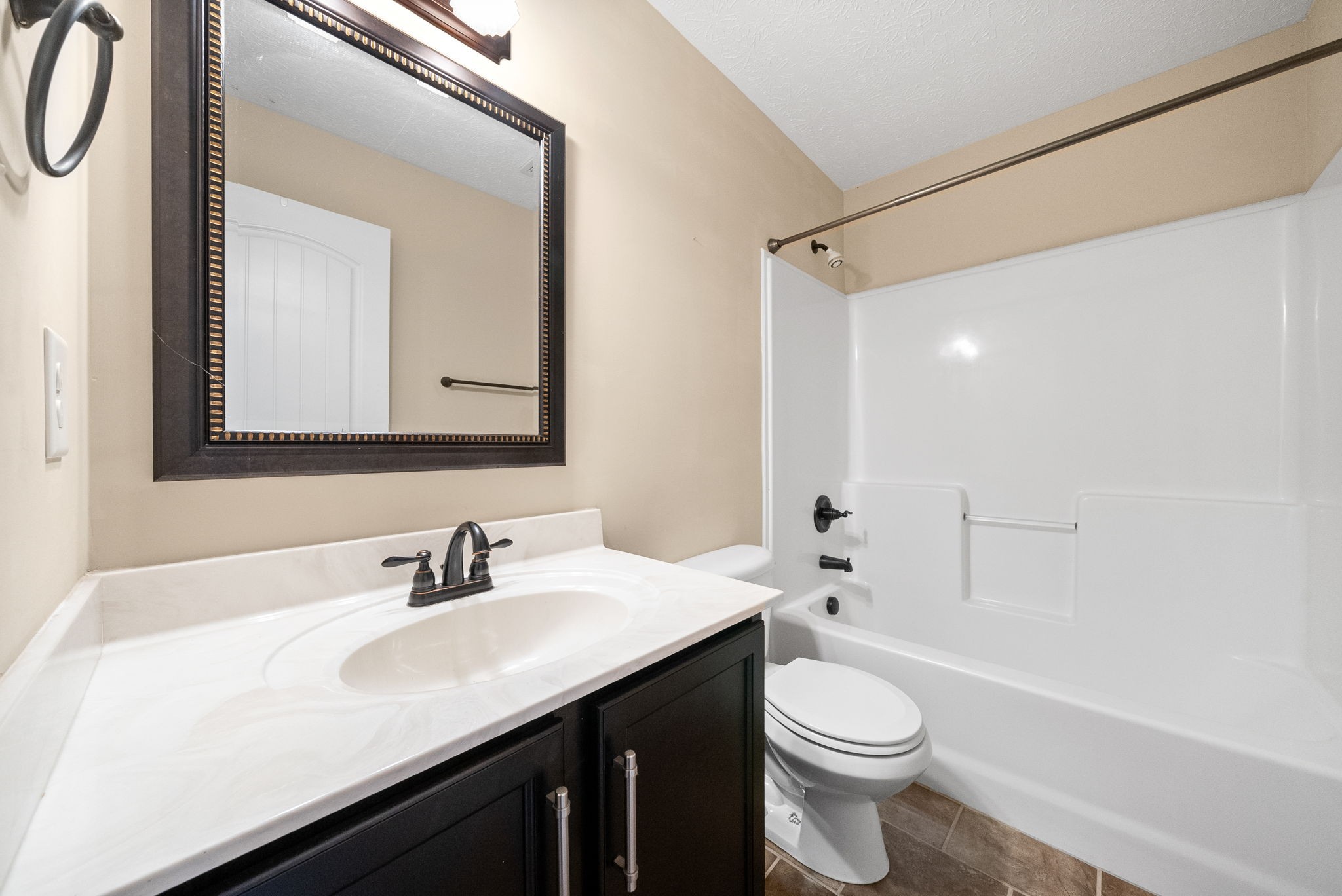 493 Comanche Ct Property Photo 12