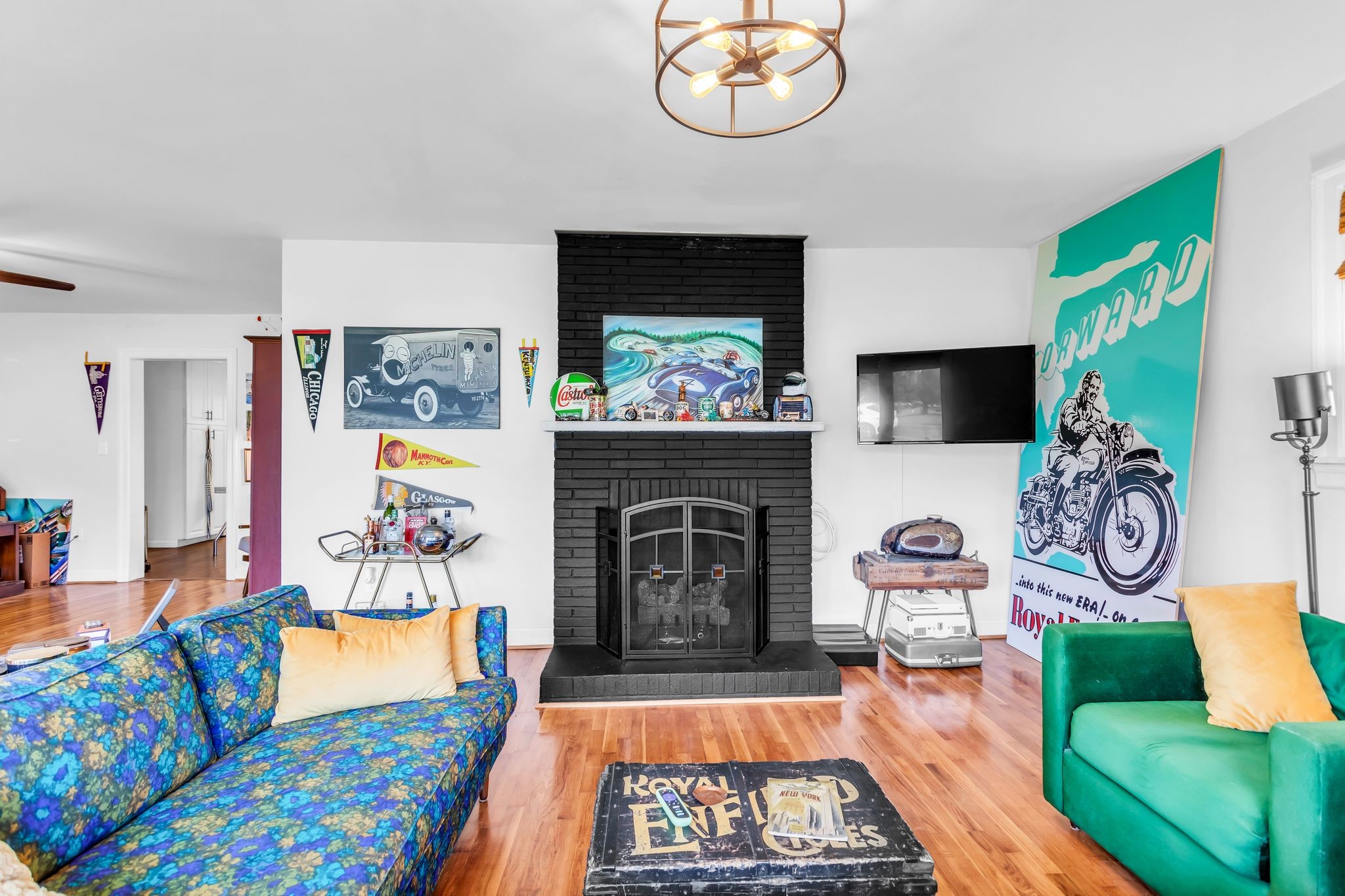 20 S Walnut St Property Photo 1
