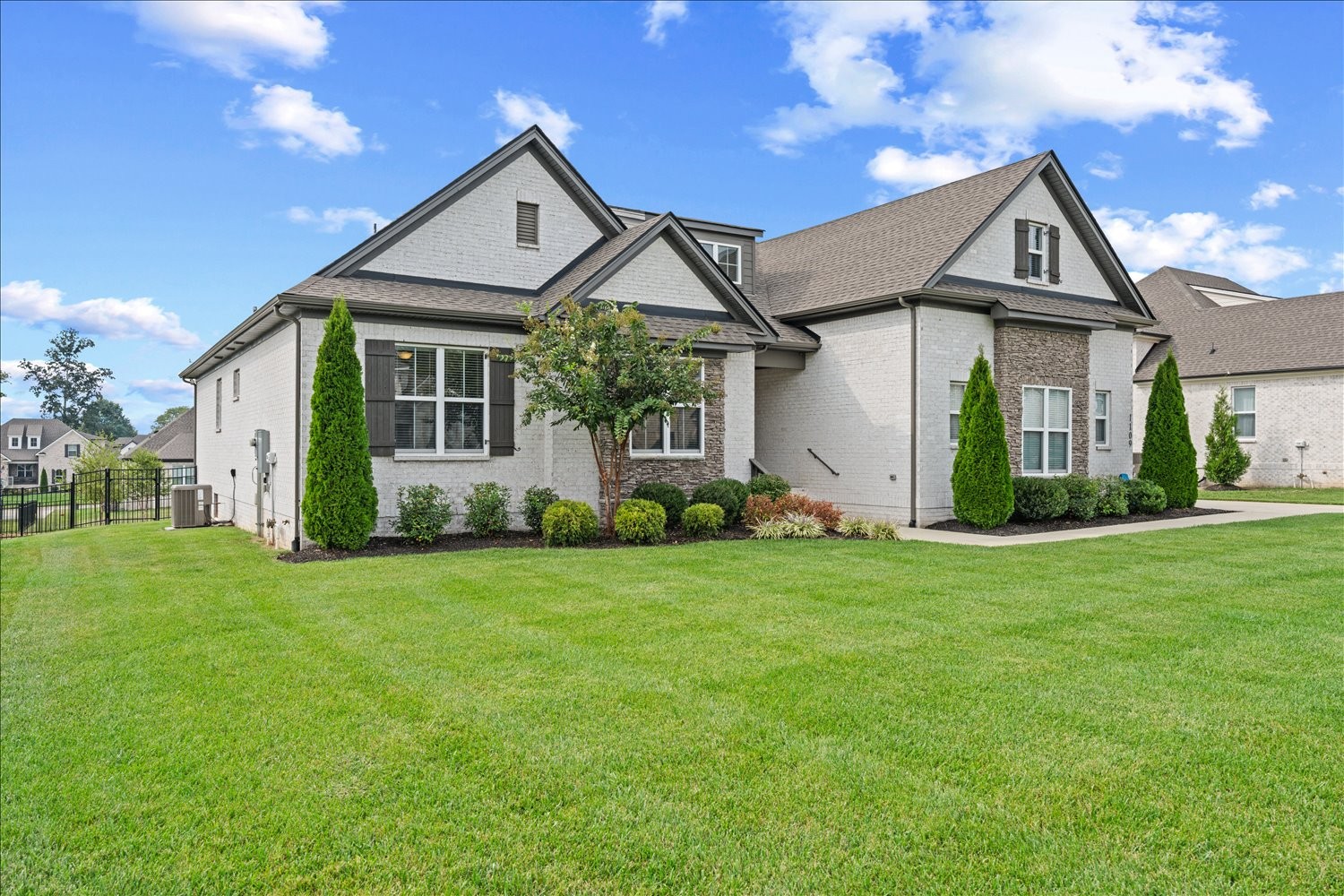 1109 Pretender Way Property Photo 2