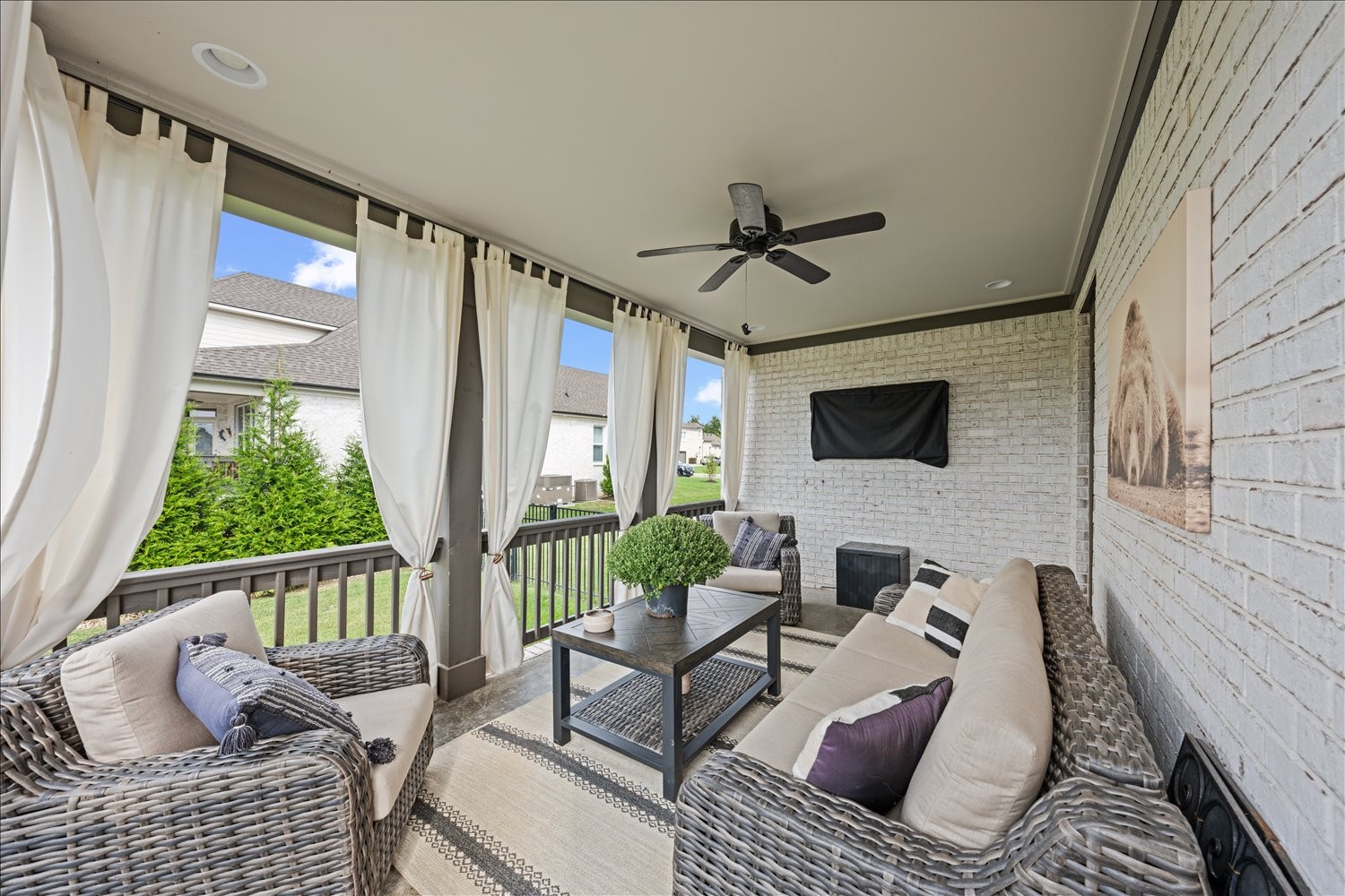 1109 Pretender Way Property Photo 30