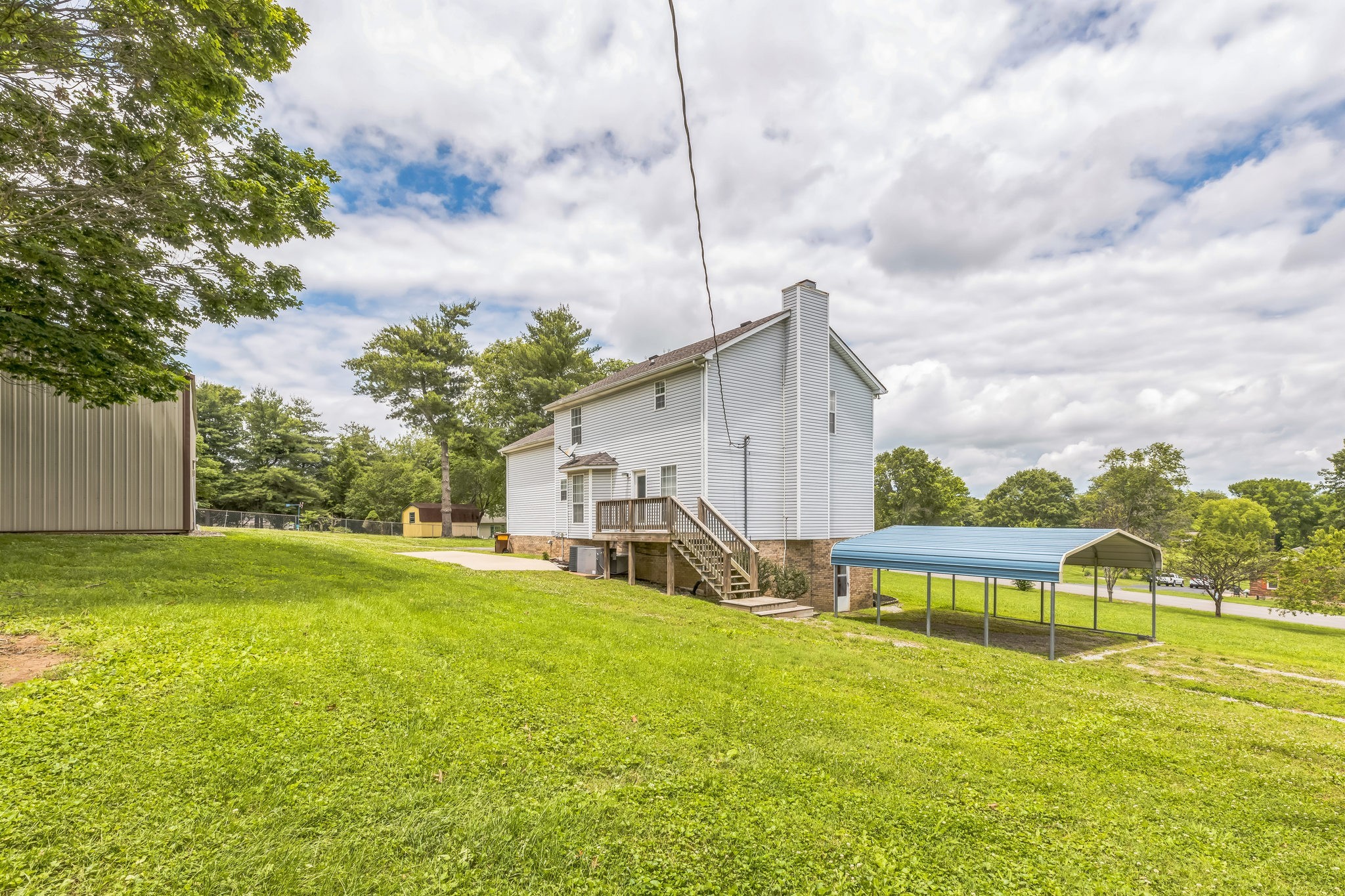 920 Bedford Pl Property Photo 16